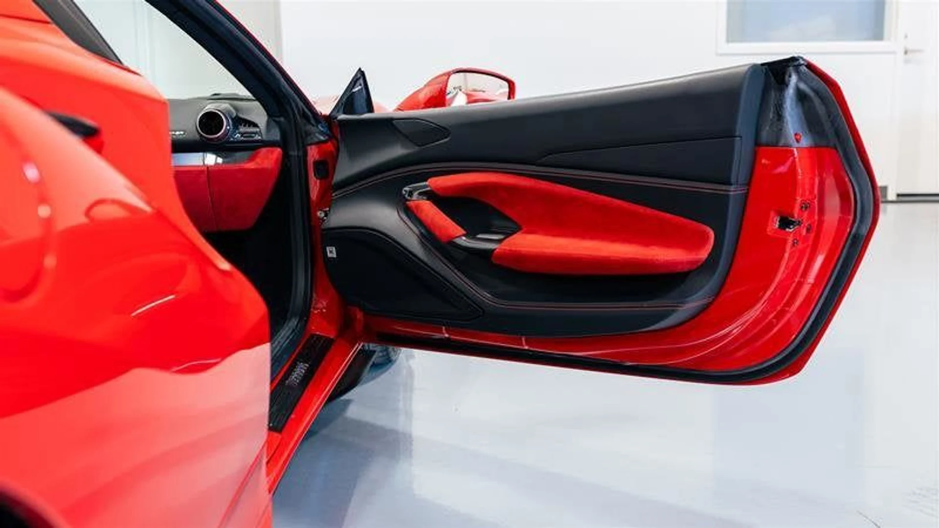 mph011_760248099_5550b794d1c34b0389d45d926934206e_842d365f4e