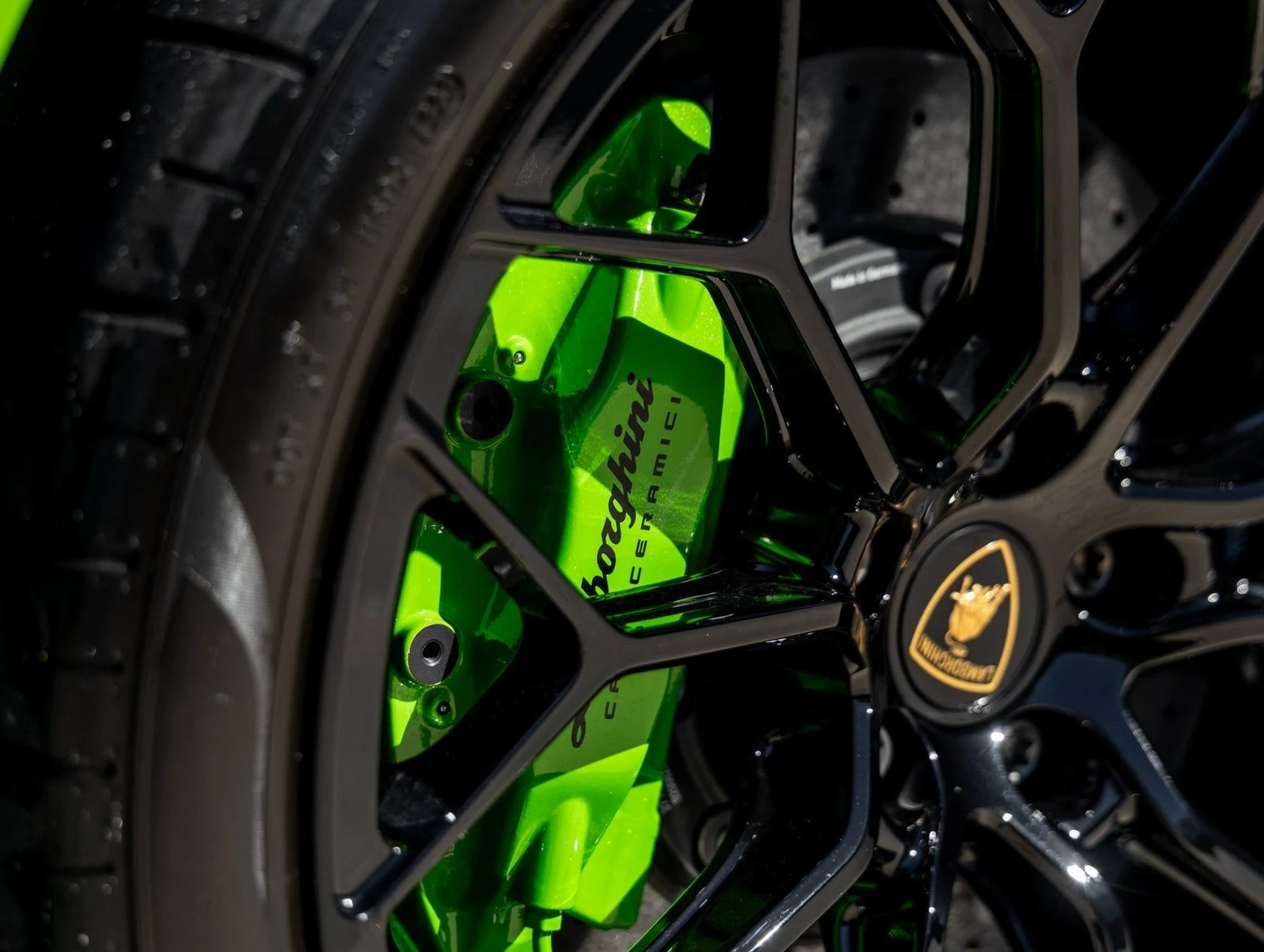 mph011_769692000_12_0f2b571917