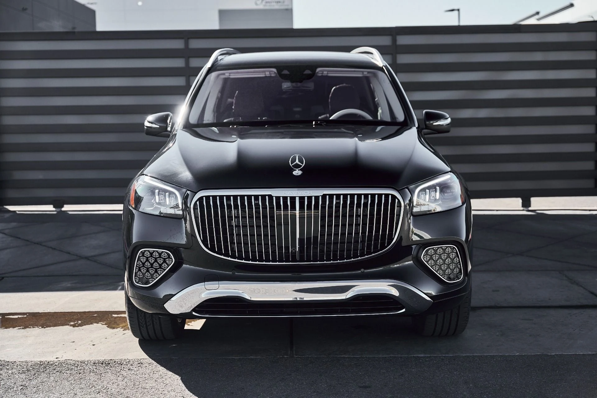 mph011_773373937_Used_2026_Mercedes_Benz_GLS_Maybach_GLS_600_1772593171_8b1d8eef18