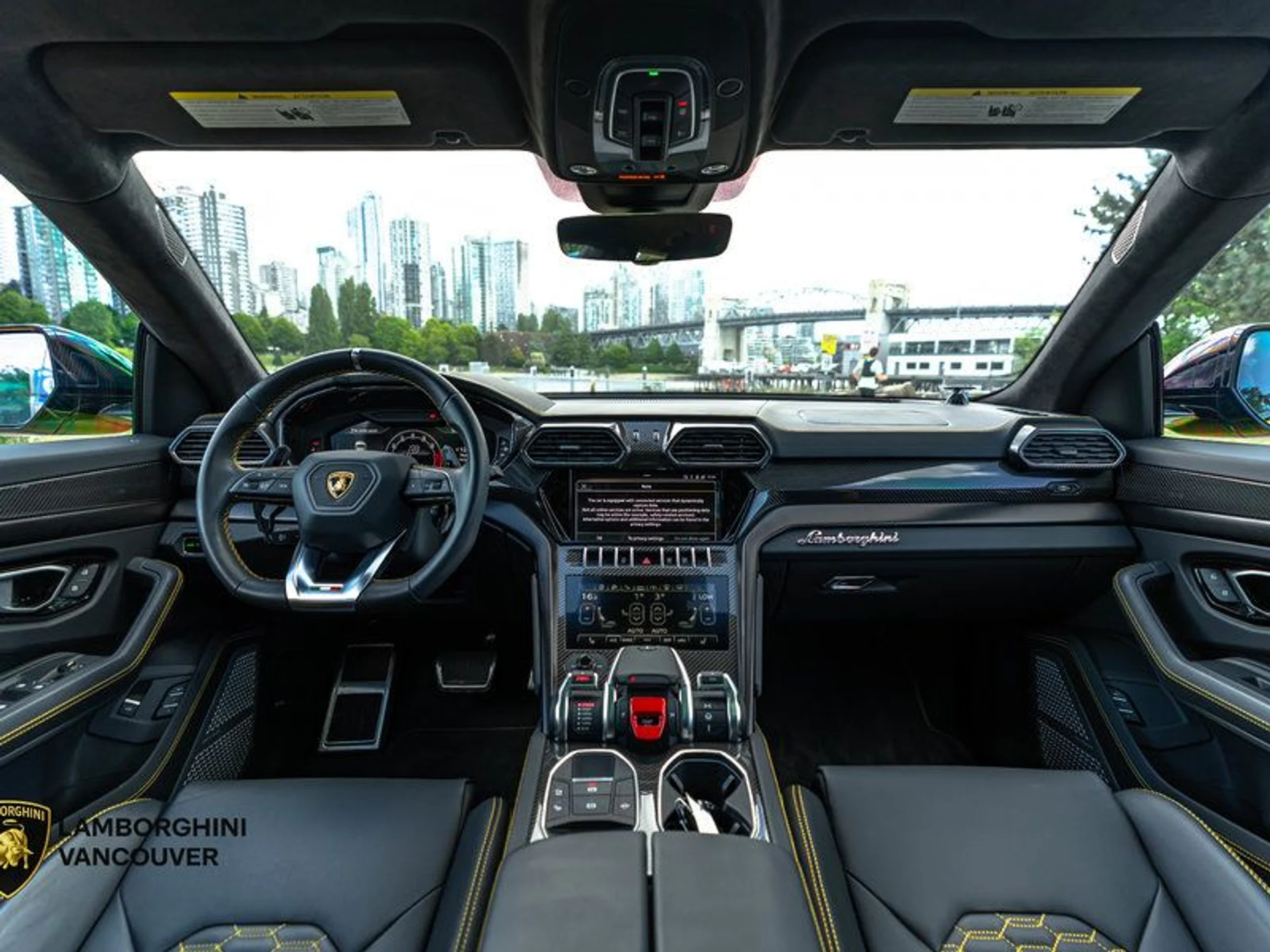 mph011_774983399_38088919_01763_2024_lamborghini_urus_012_a0b881af02