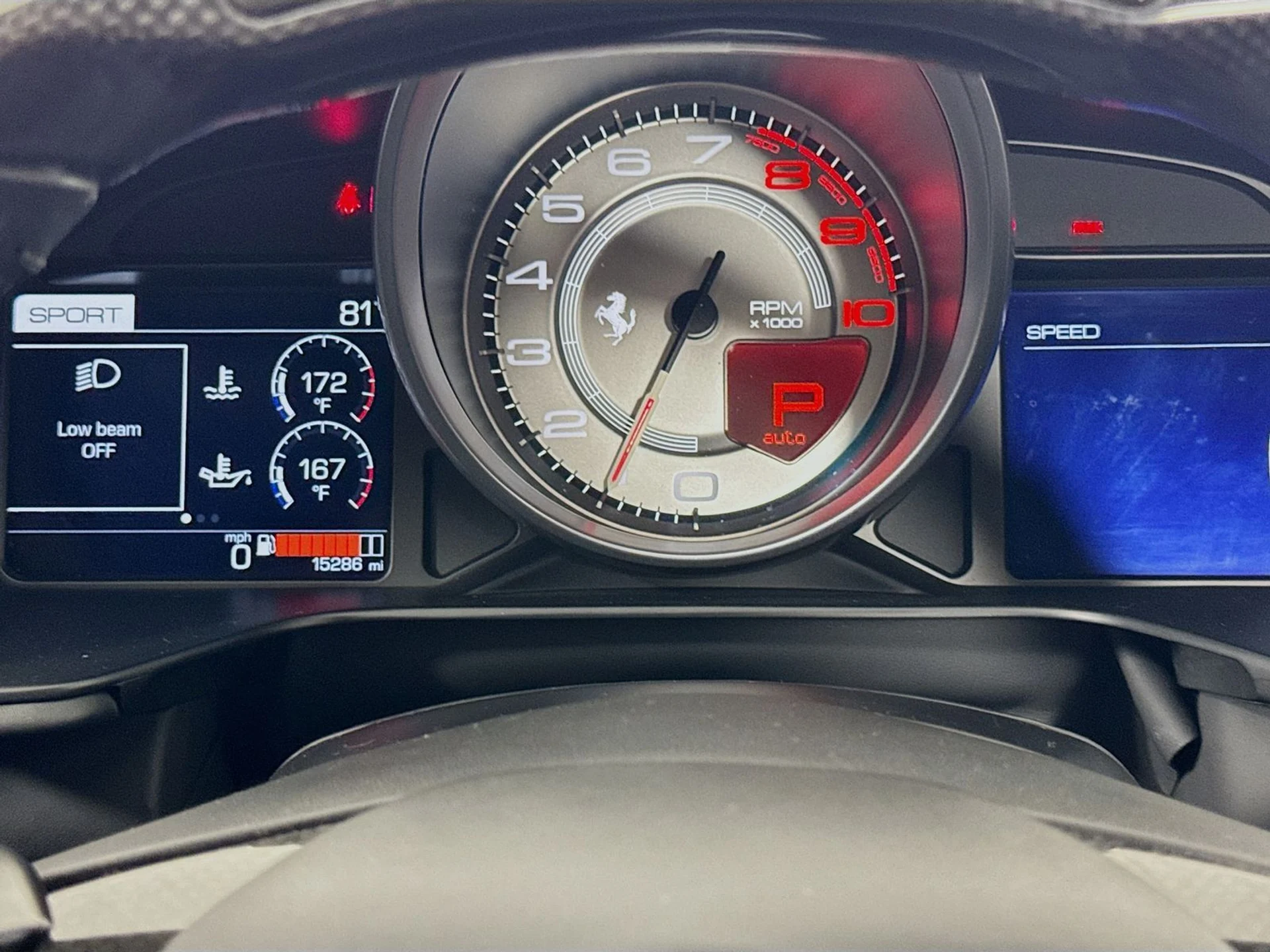 mph011_77639534_78f3dca5bd5f98c2607993e1c7c70beax_ae2a11e76d