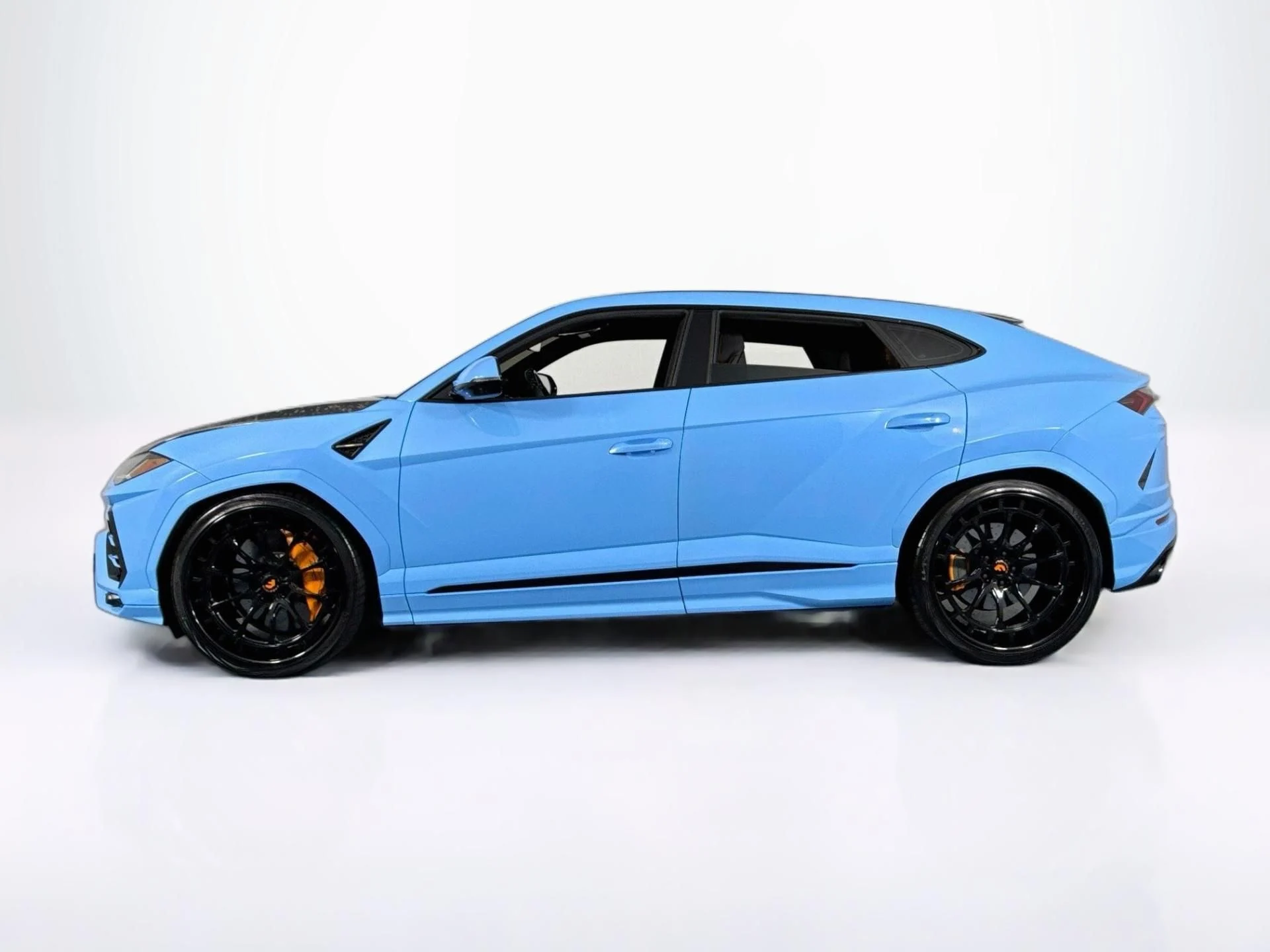 mph011_77688583_Used_2022_Lamborghini_Urus_1786408610_2abb331a29