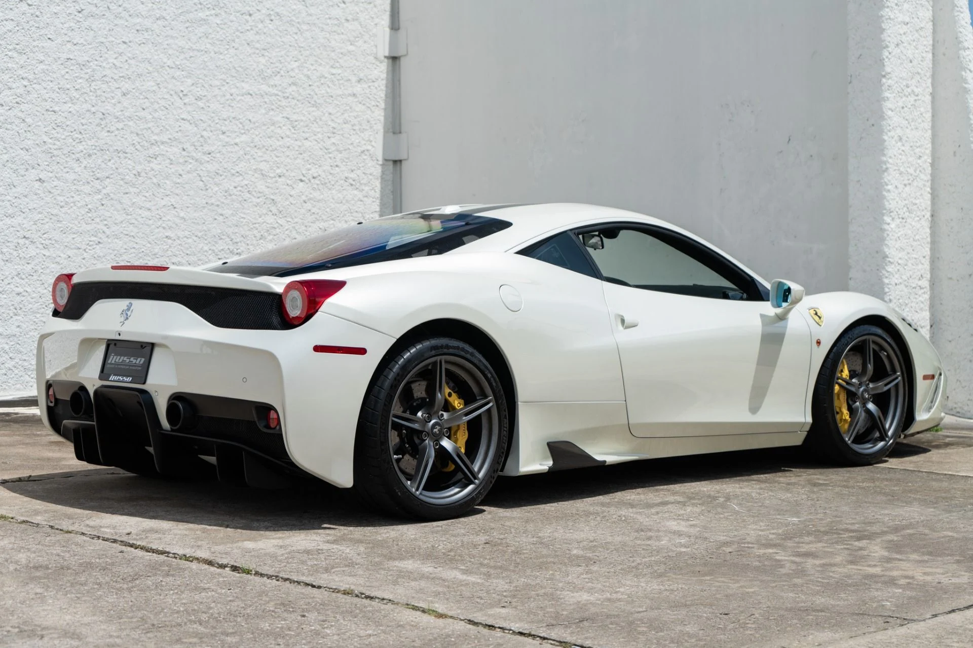 mph011_777352185_Used_2015_Ferrari_458_Speciale_1783031651_6795ac9711