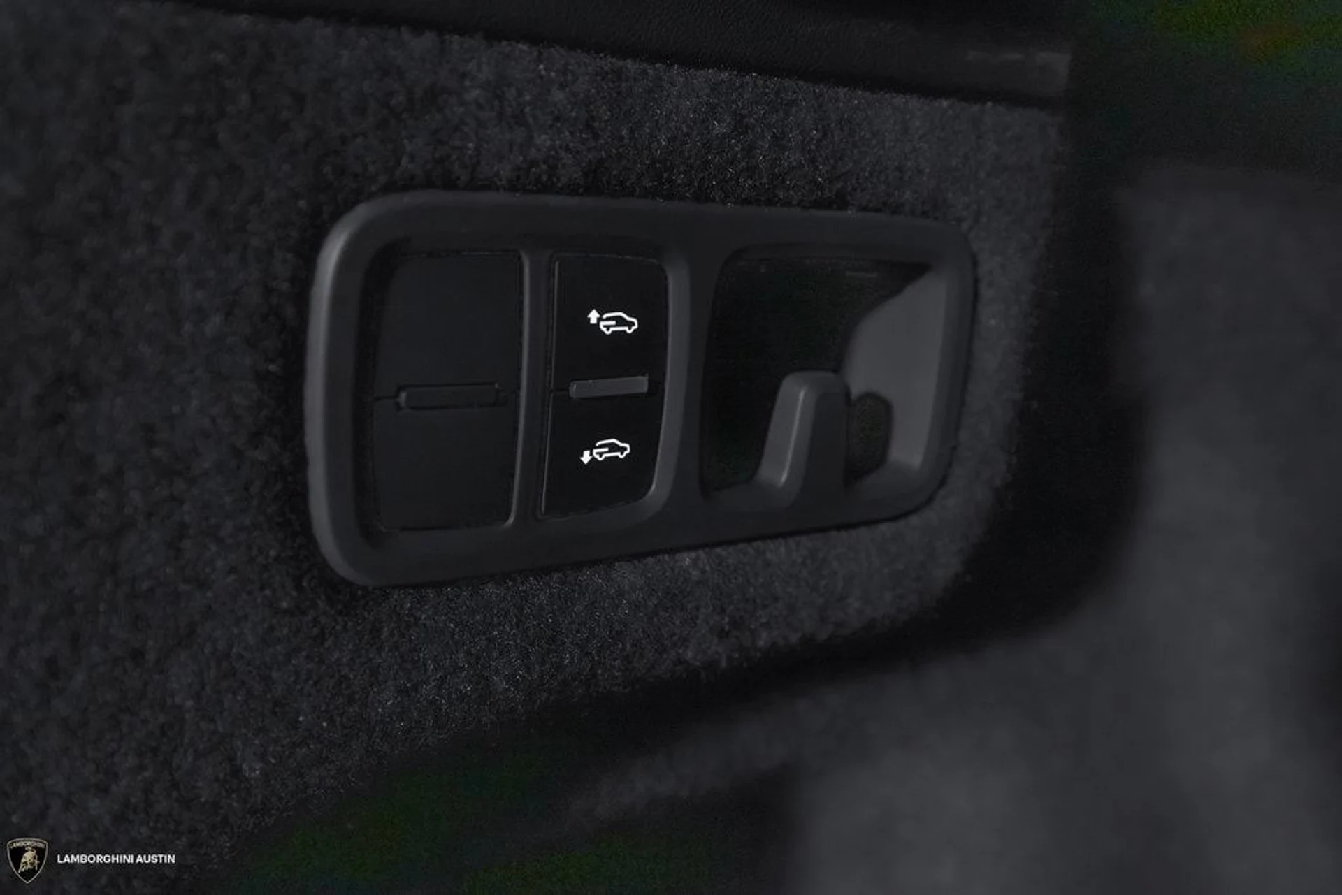 mph011_788842944_d6487a98cb69aebdfb7b50cd4857ace1x_c8e370019e