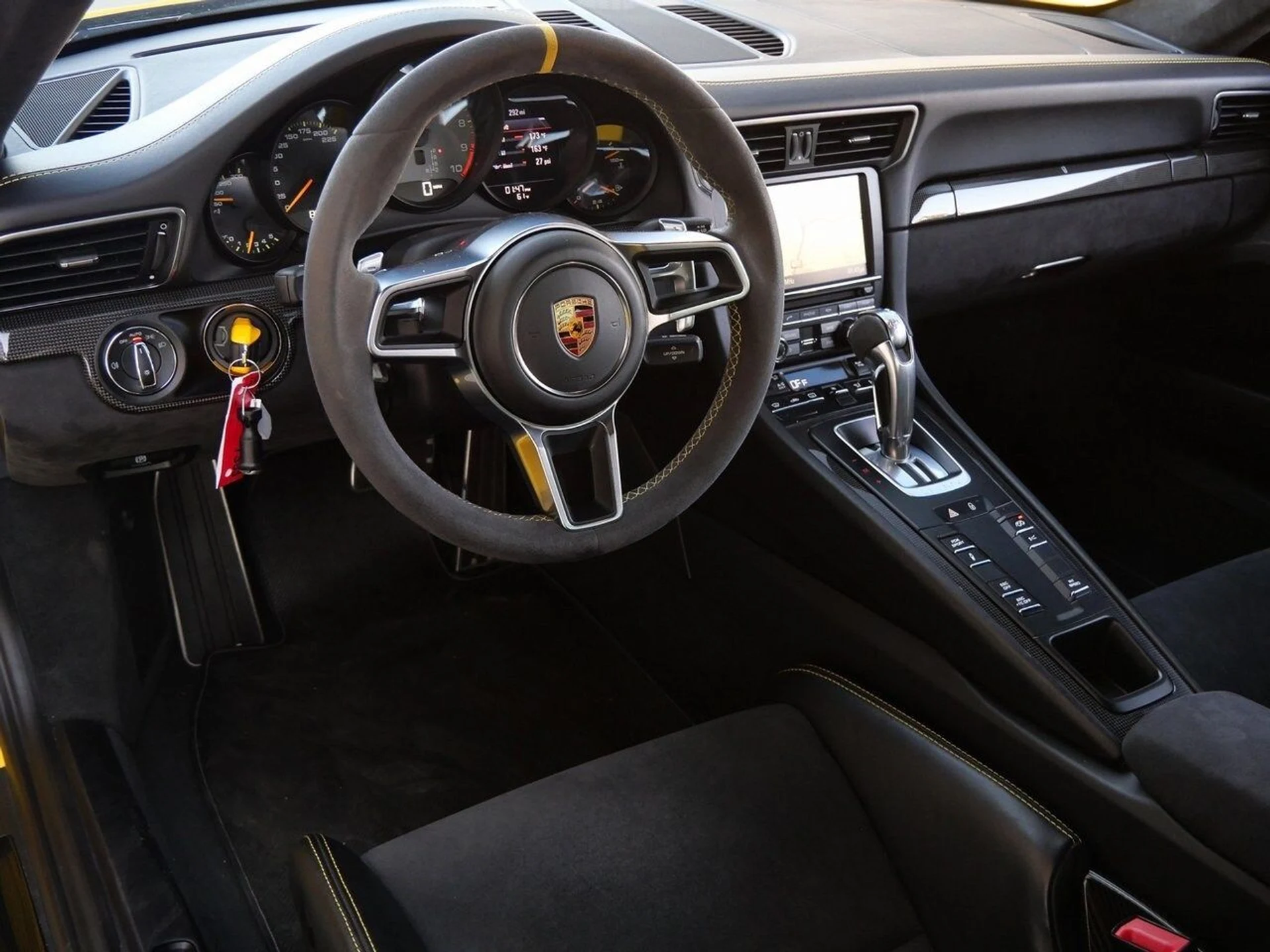 mph011_799080540_9a344183b3cb5e59ab565da3b6c2c29ax_928b2c9699