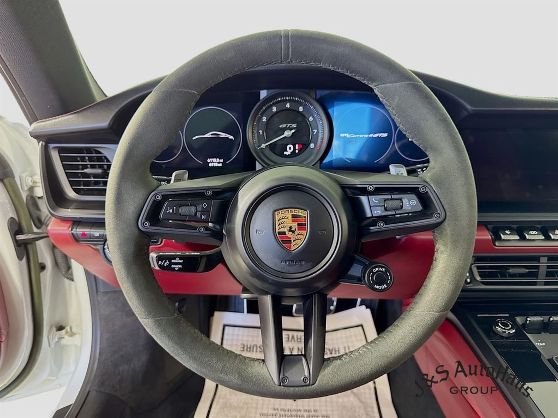 mph011_800767186_cndk8alq2z0mghmoy2hvzoe1nkwy_56ba0293b1