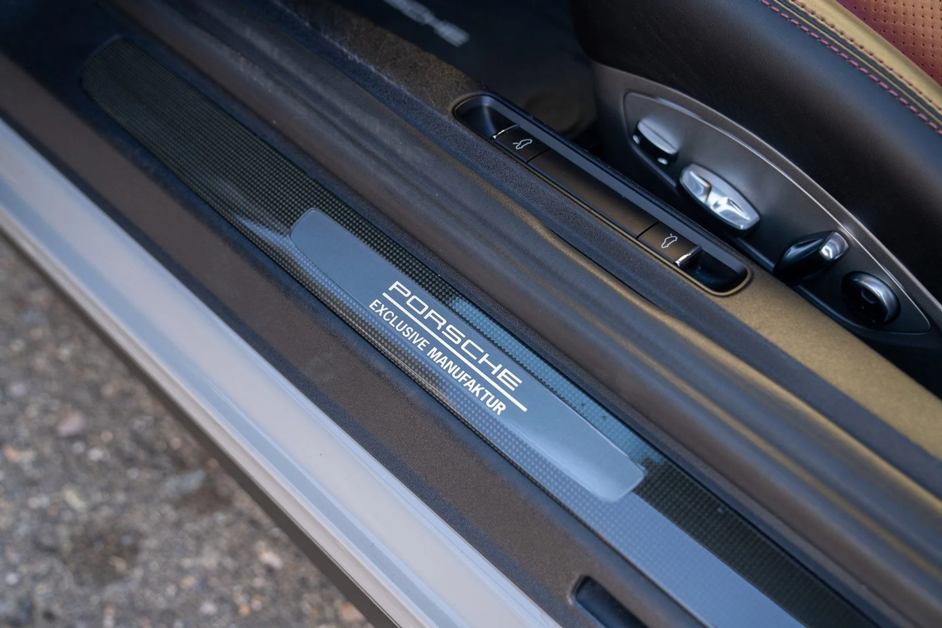 mph011_809242336_6b86cfb97e600d919977cb6107805310x_45168e7bfe