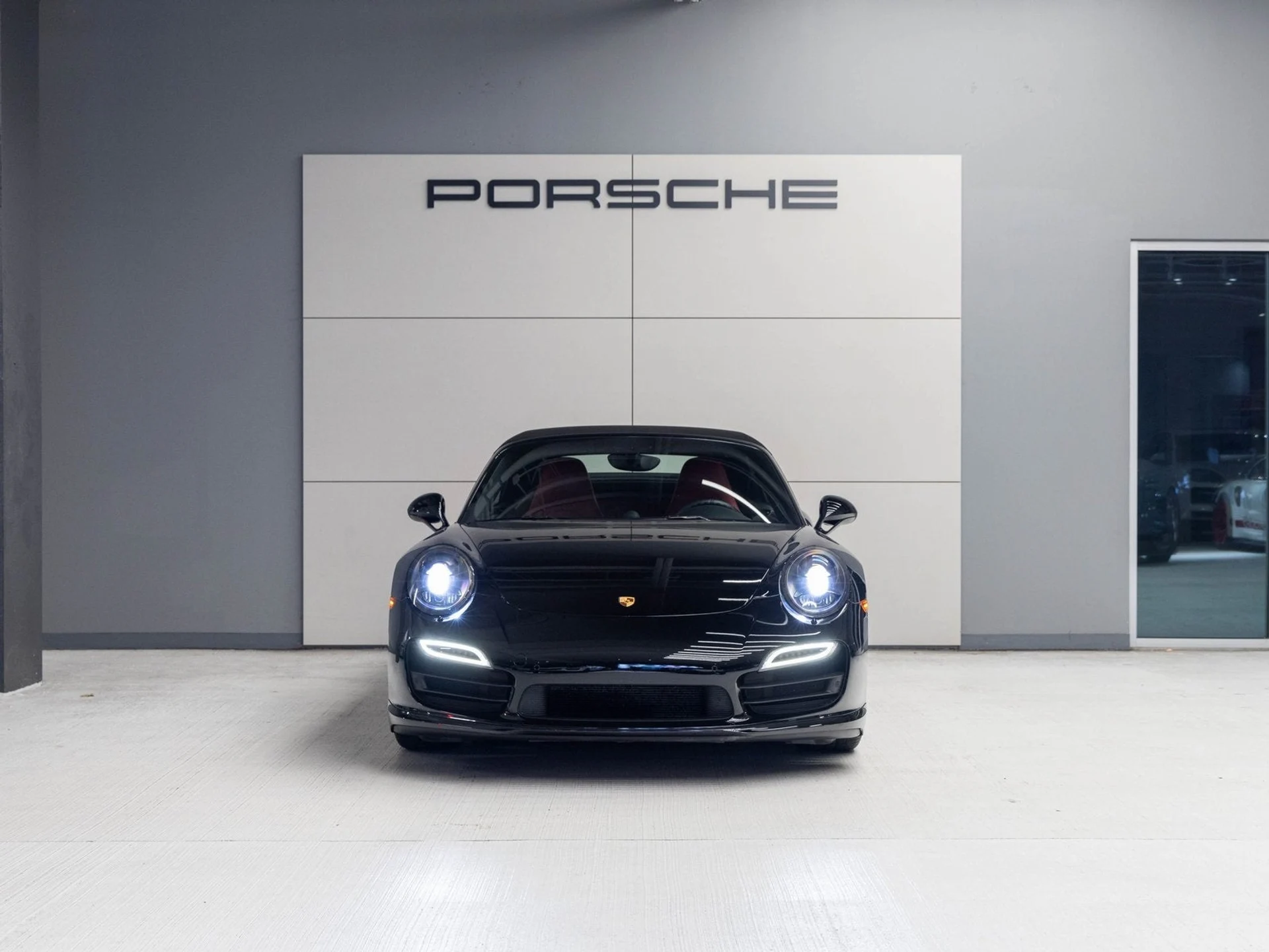 mph011_812996189_12_b23681ee60