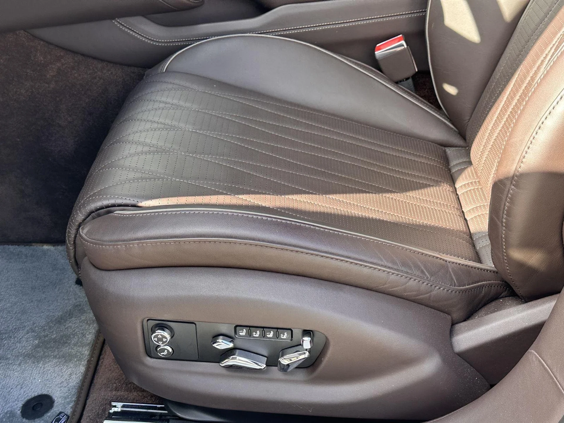 mph011_813517008_fa428709160fb876ba89e0ae4ab5d9ce_b6bdb250b9