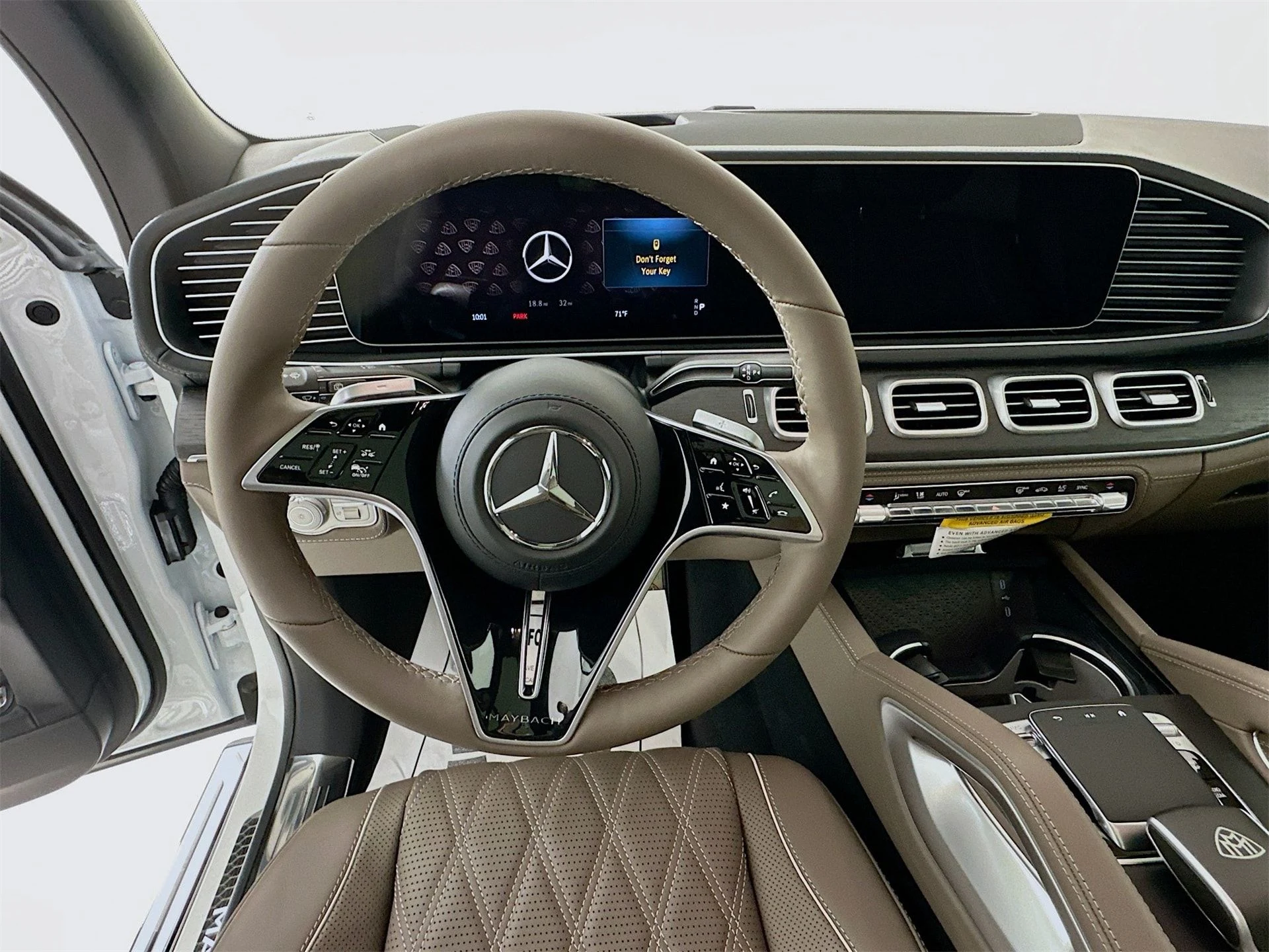 mph011_817092218_3dcc79f49f7205e06f53e83889cea8e4x_03452881f4