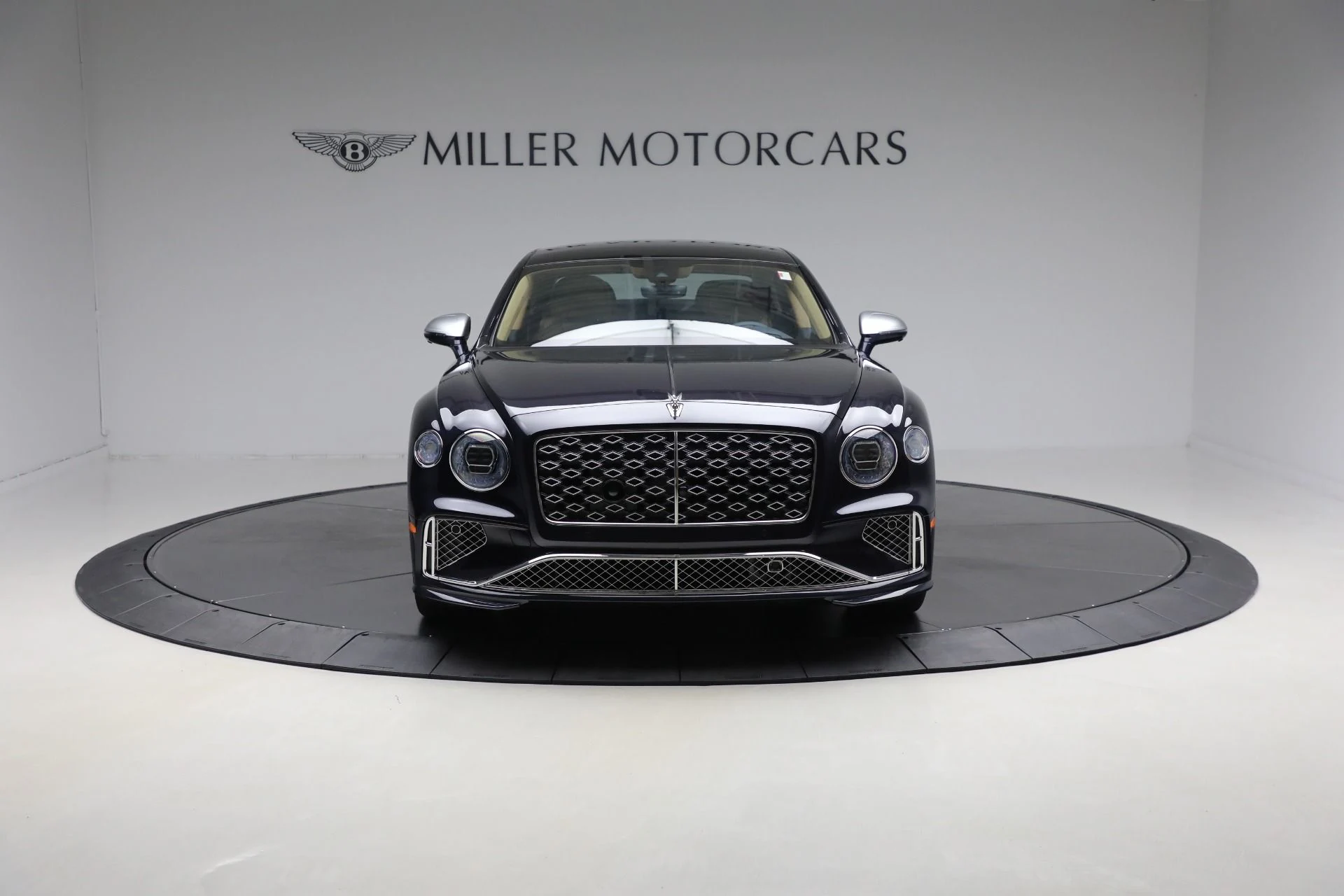 mph011_817633951_New_2025_Bentley_Flying_Spur_Mulliner_4390851c9f
