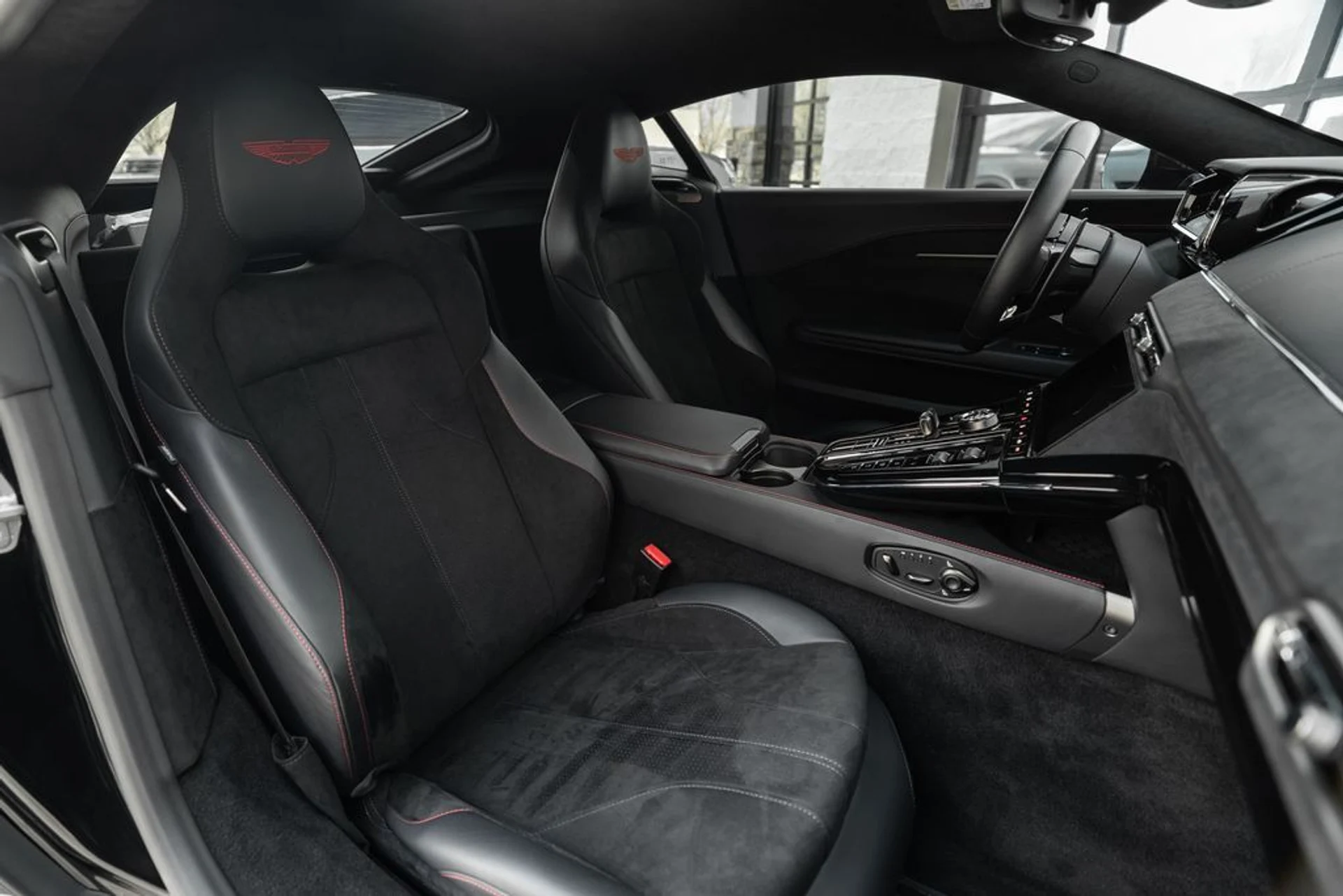 mph011_820341891_4a6ec75b180753524845331d824b509dx_3e32ff5c8d