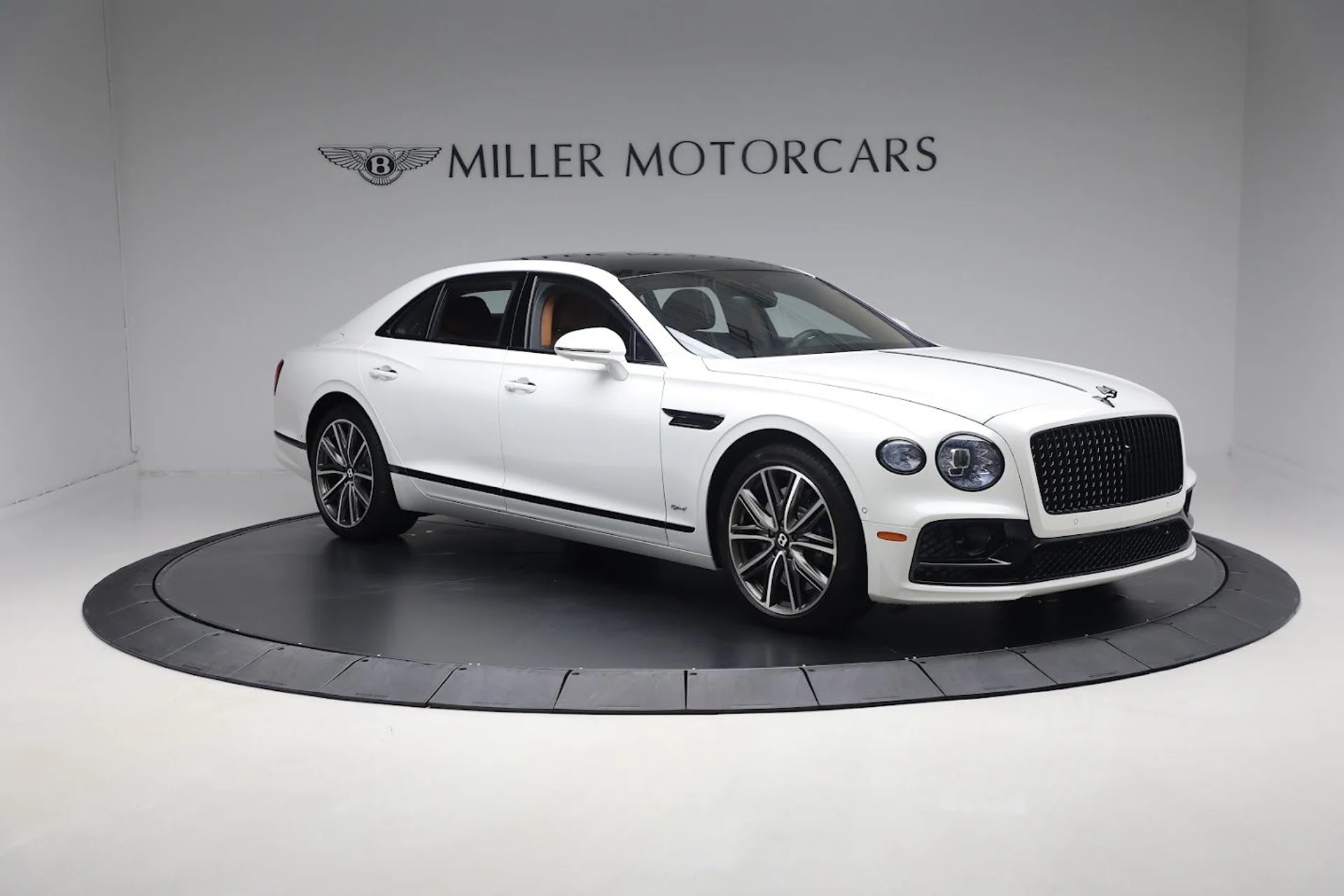 mph011_822816829_Used_2022_Bentley_Flying_Spur_Hybrid_b29cc66d5f