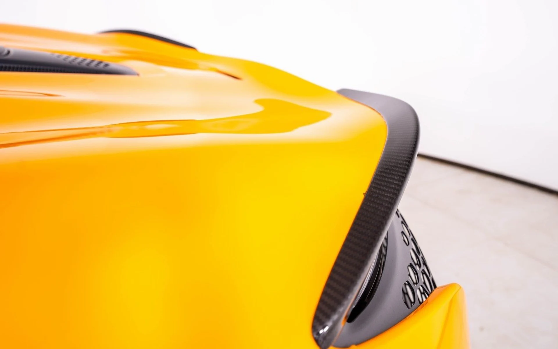 mph011_831477592_a43d7ac28828e02ab4827206203974d8x_bc85943239