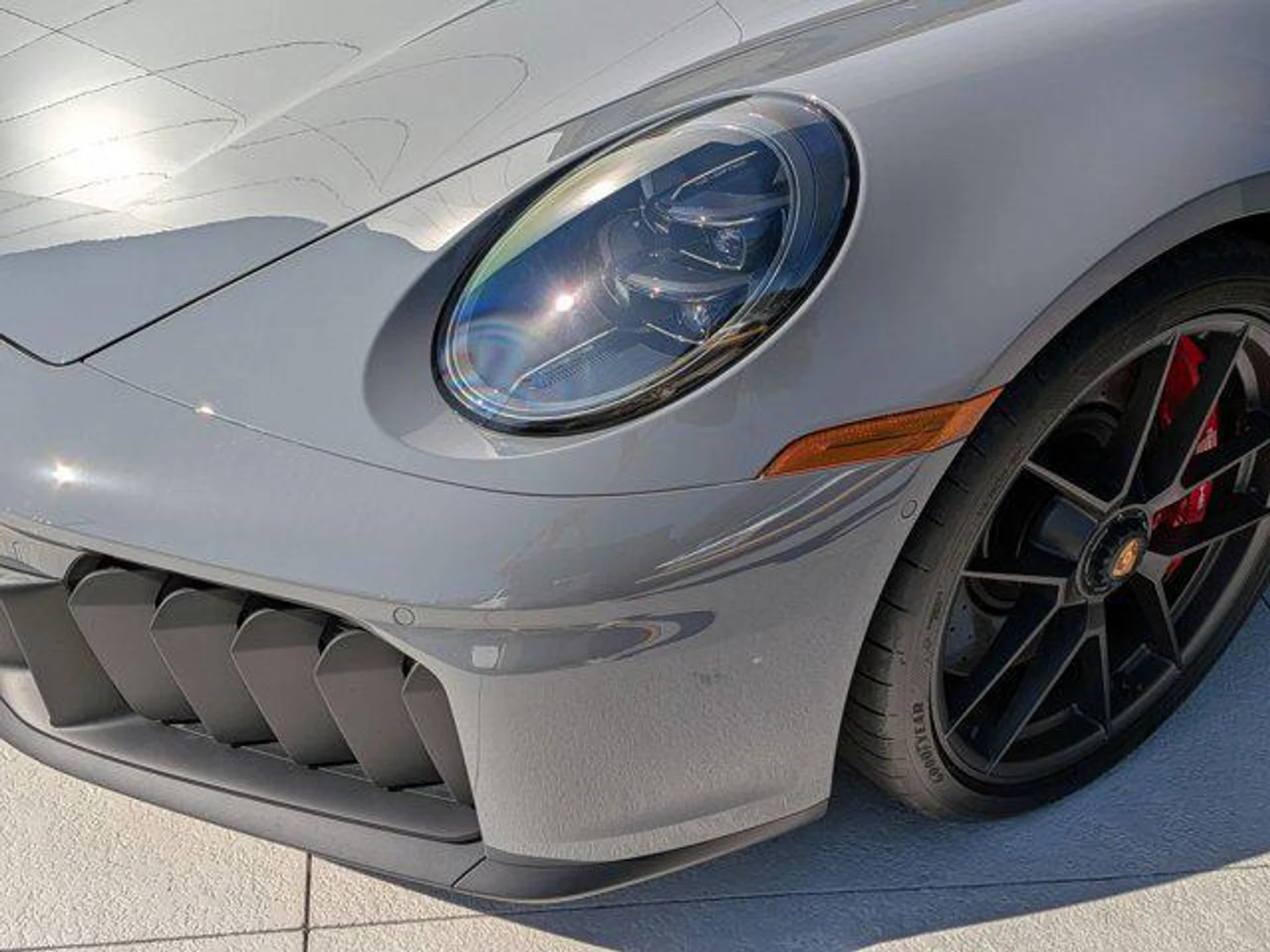 mph011_835590761_Hf_Gcq3souu_Q_Ipi_Kb_W_Ye0_k1g_U8_efc46fd6c7