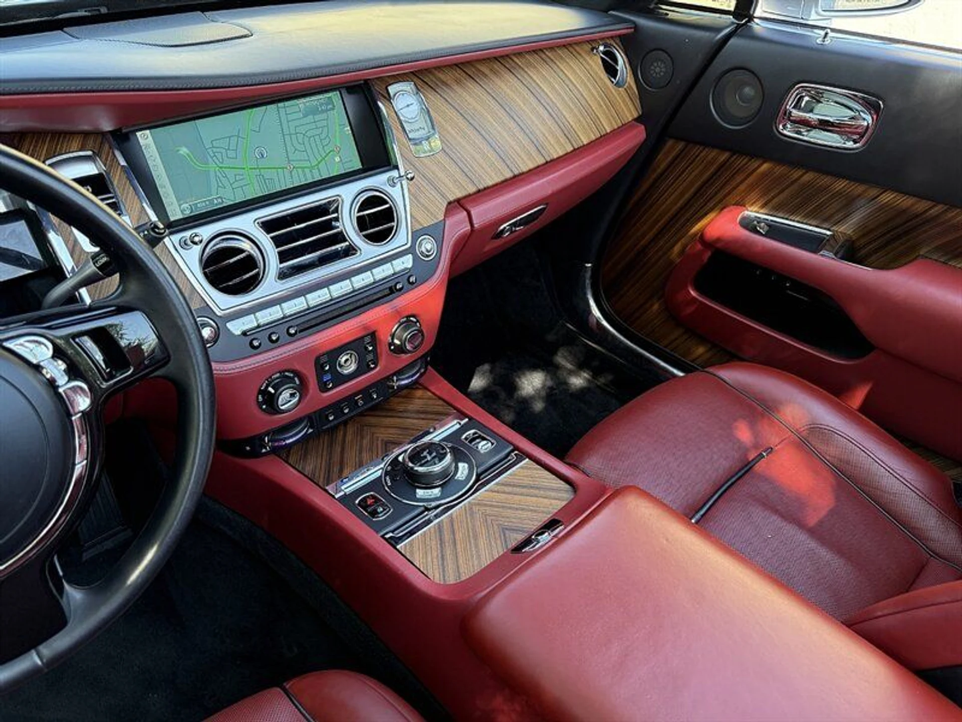 mph011_837494351_57a9106254_800_45a06fbd5d