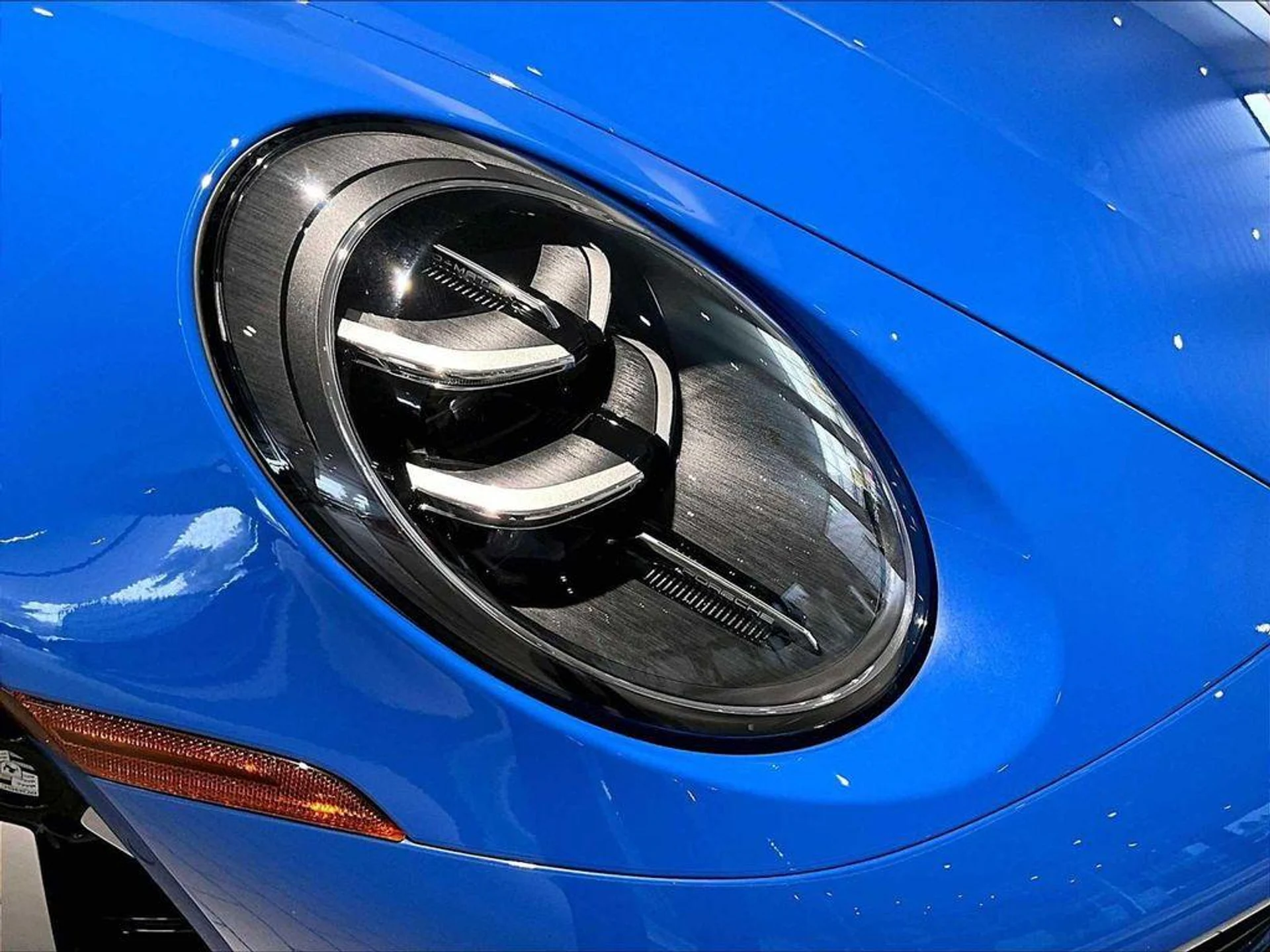 mph011_84873285_a2_T2_Jb_CBF_Rardb_h6_JH_05_WW_Vca_Y_0529a1d526