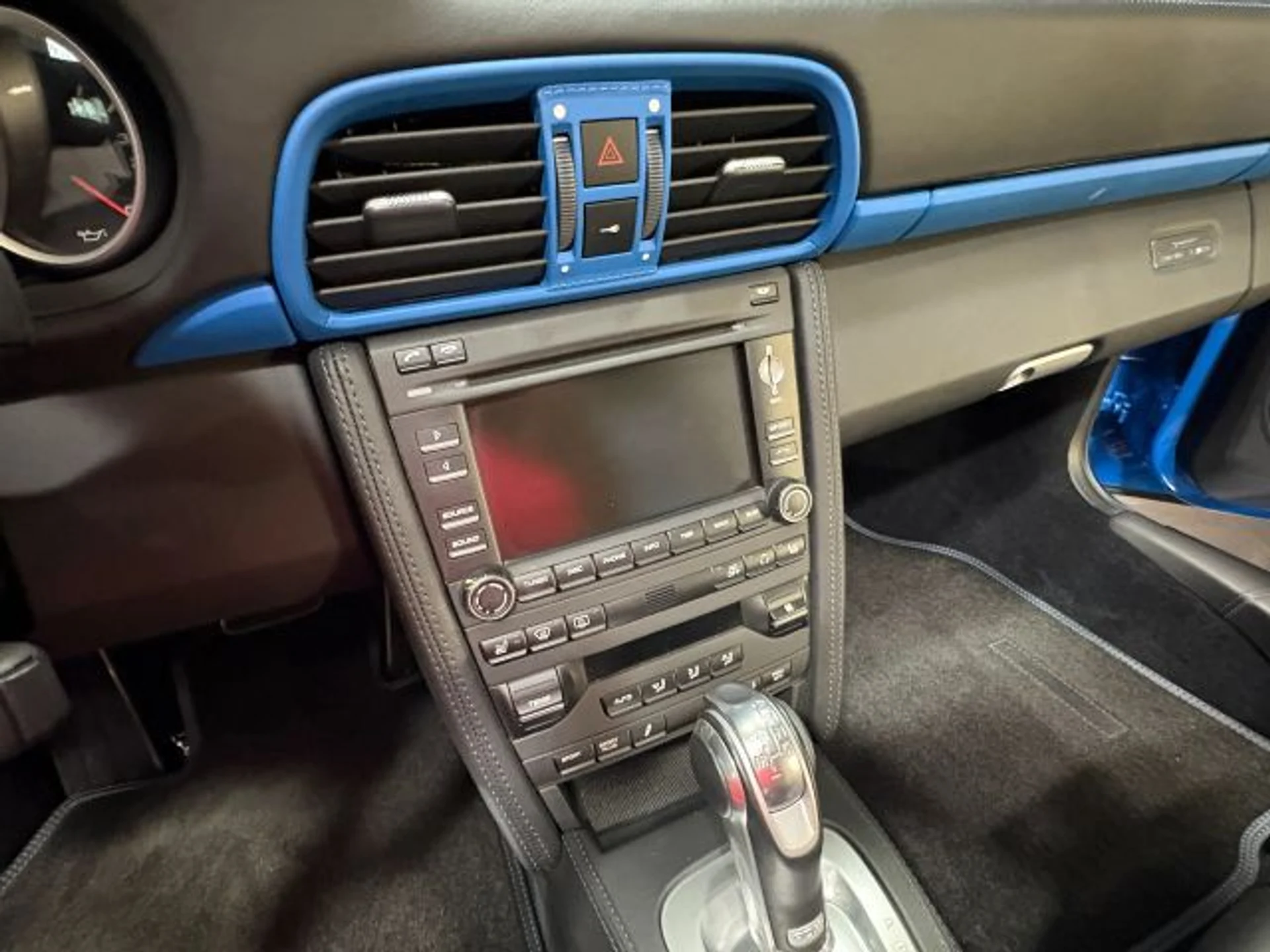 mph011_849084107_202604_4913a9ed86384e91adc1086df1a4e835_9a75286481