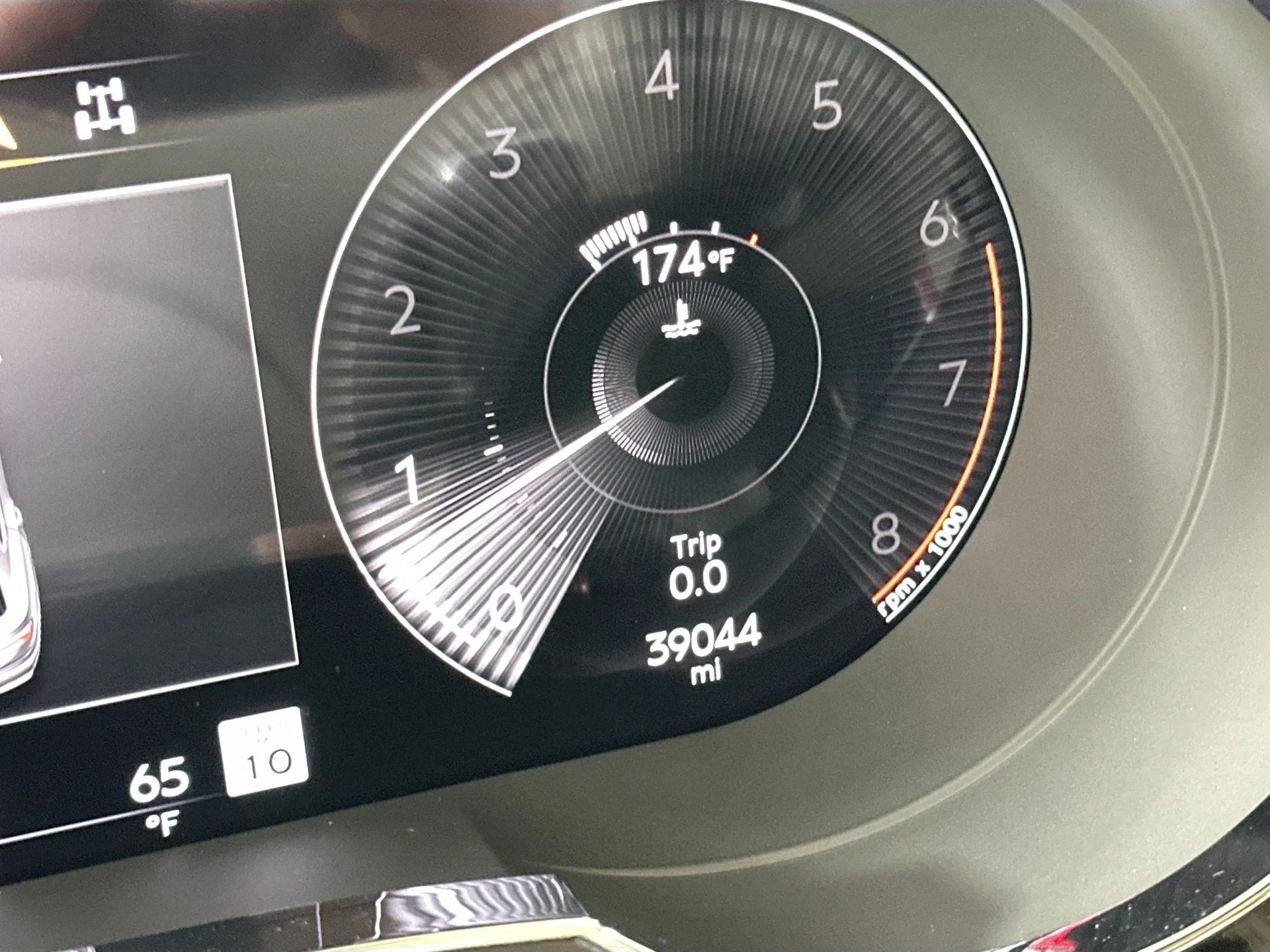 mph011_853555488_12_9373e31d00