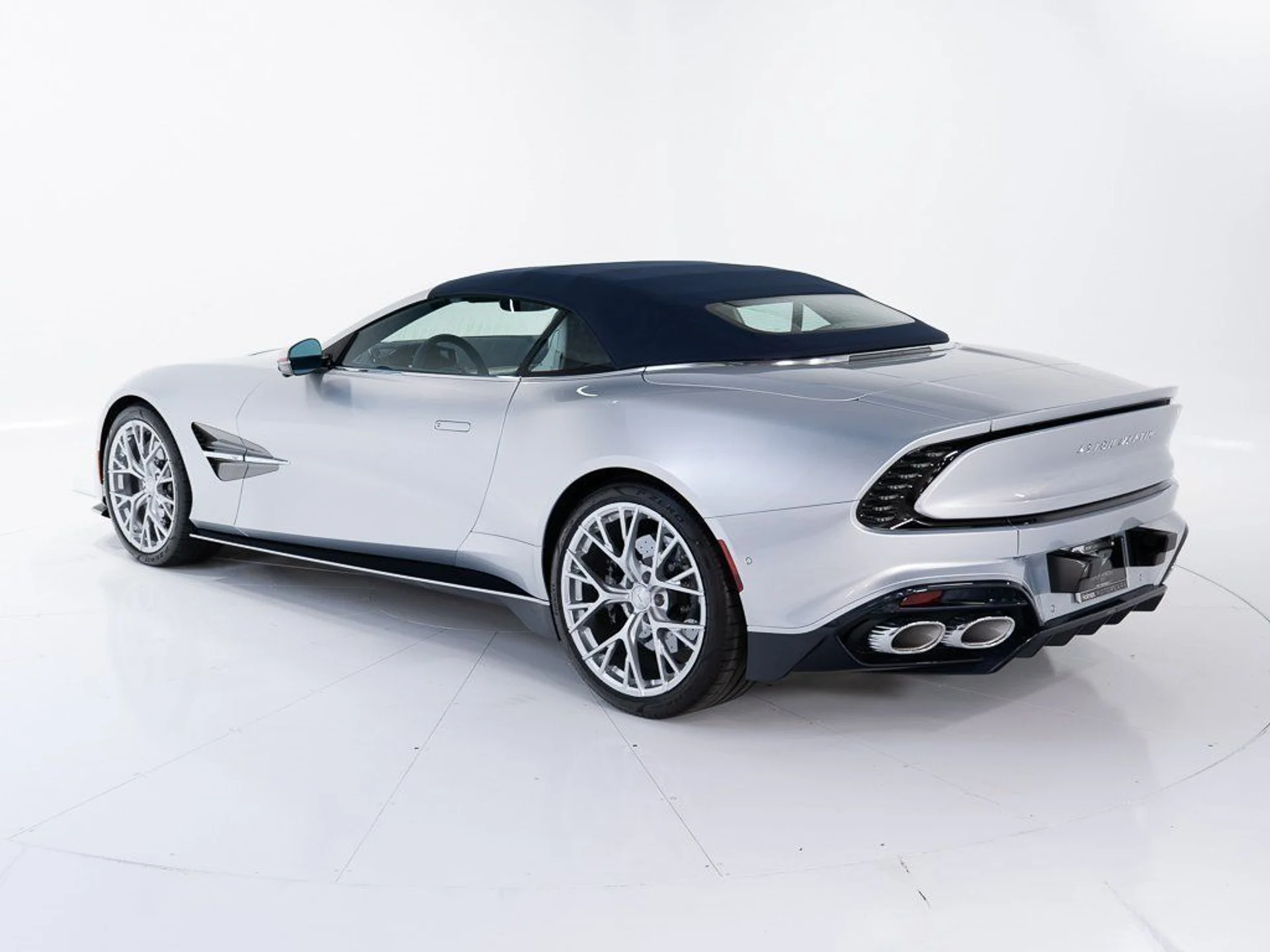 mph011_85938917_4a4e210e6e898eb8eba357d02744856d_59b89d47f9