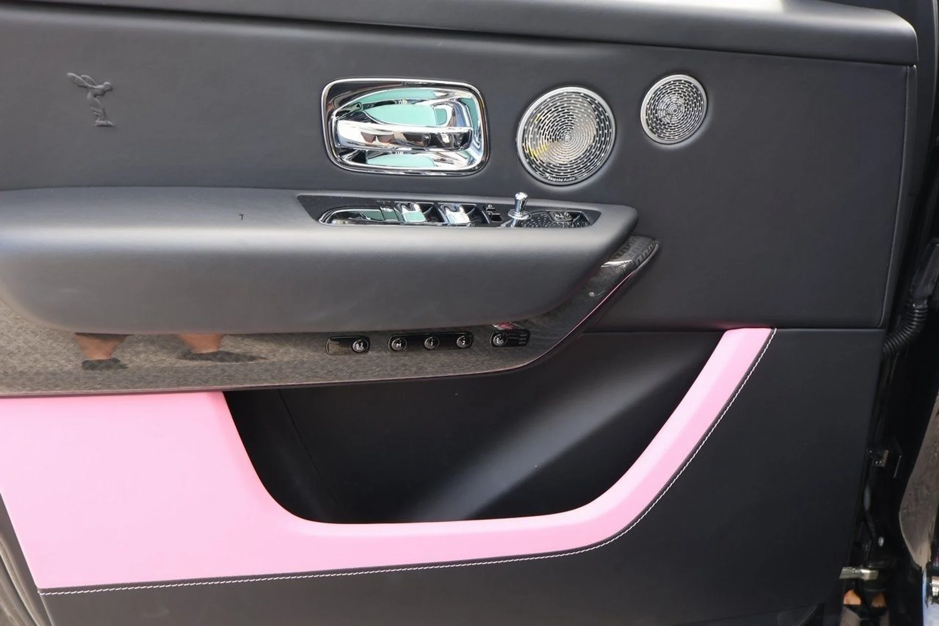 mph011_859654102_12_31b5aee6cb