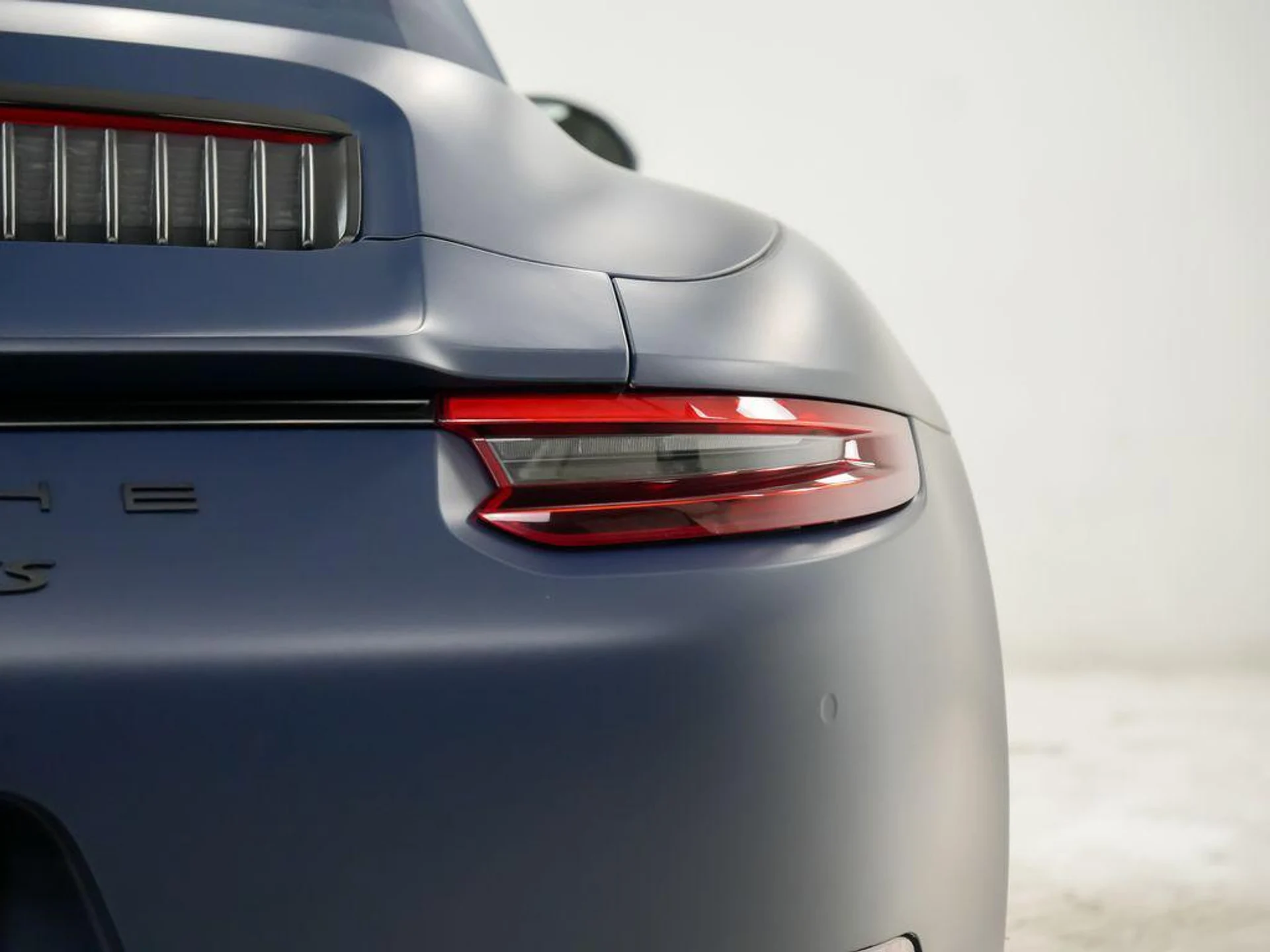 mph011_864090003_t_e5mcmsv_W_Pmu_Hly3eyyudp_lu_A_674b02dc7f