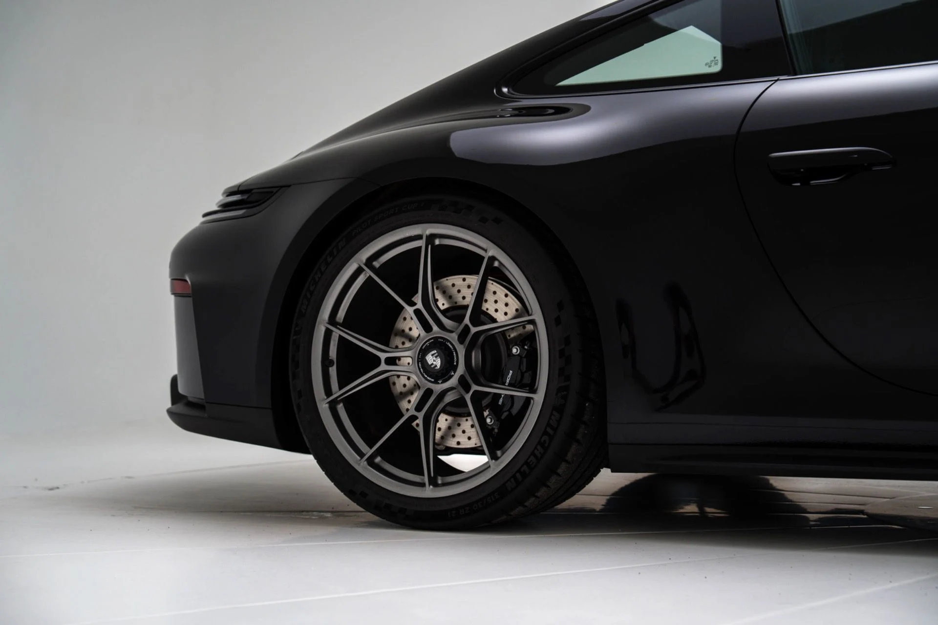 mph011_868378990_Used_2026_Porsche_911_GT_3_Touring_1774627050_dddfb4057f