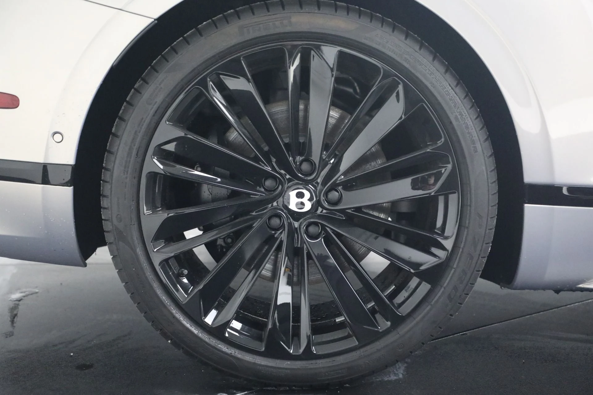 mph011_870626878_Used_2025_Bentley_Continental_GT_Speed_1770075890_010102a0f2