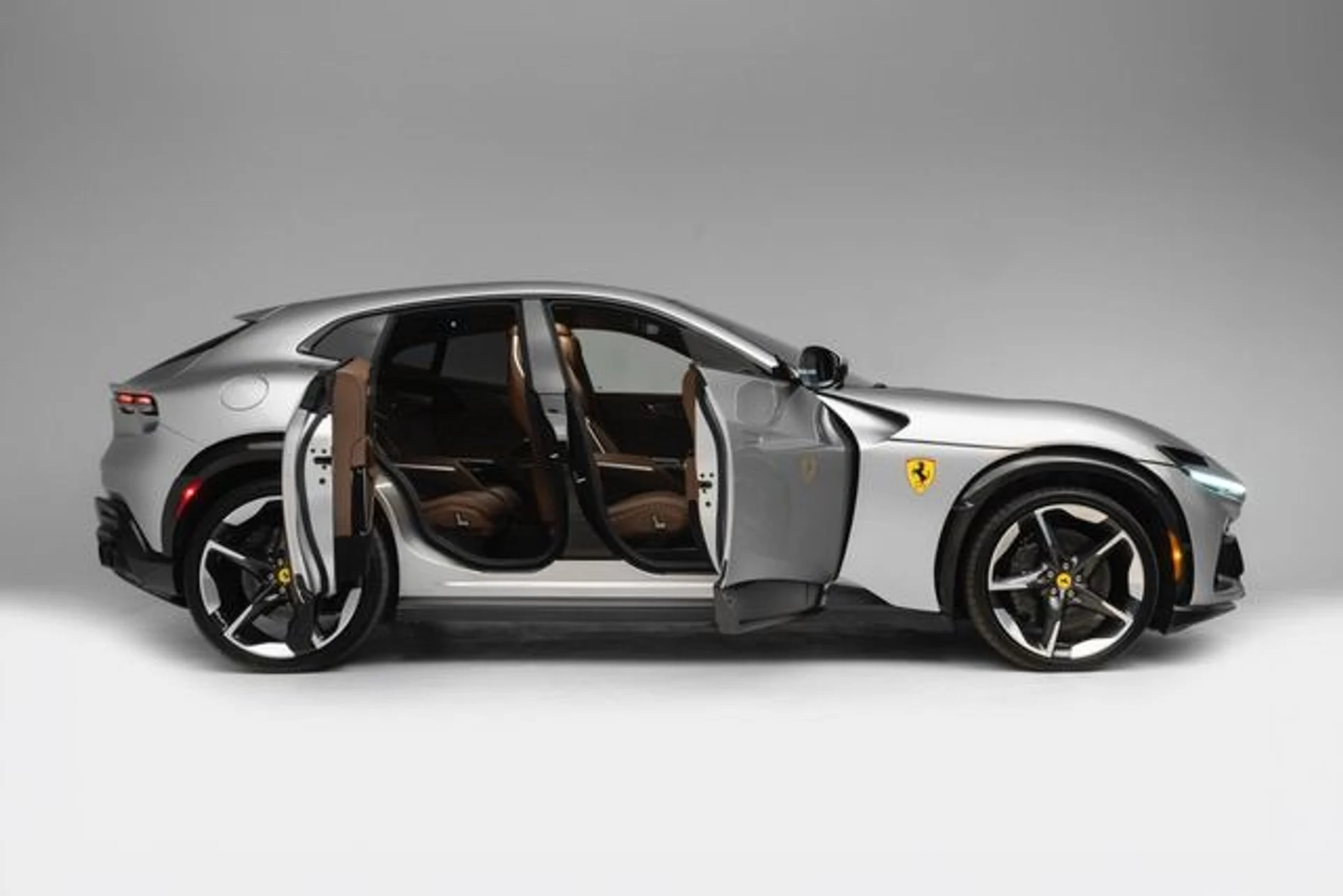 mph011_873271616_Used_2024_Ferrari_Purosangue_1772567978_f941240050