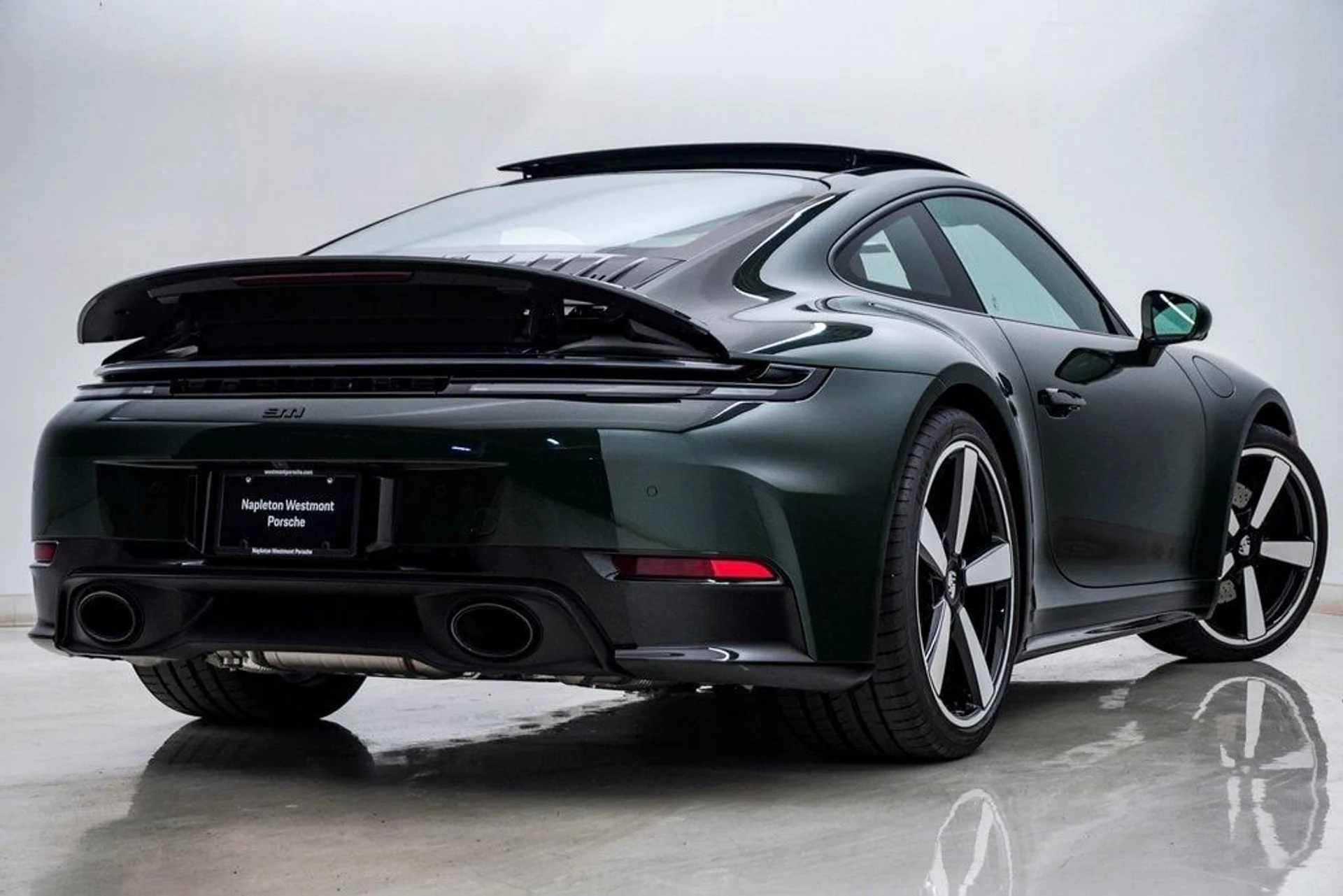 mph011_875546203_2cd5572896e66ff07e3a918a4b3a2071x_a628237ea6