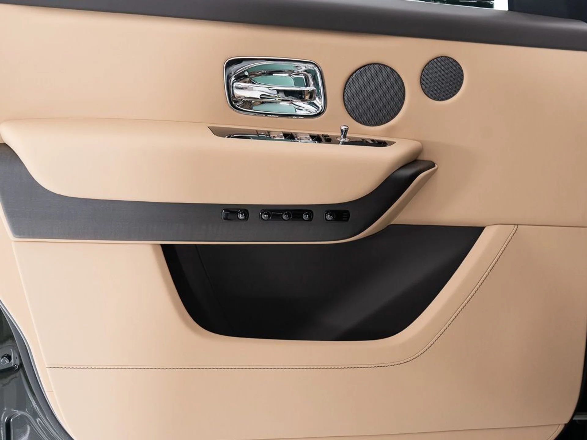 mph011_875821602_6c60eca23a78fa99105138780933c186_79c171bb42