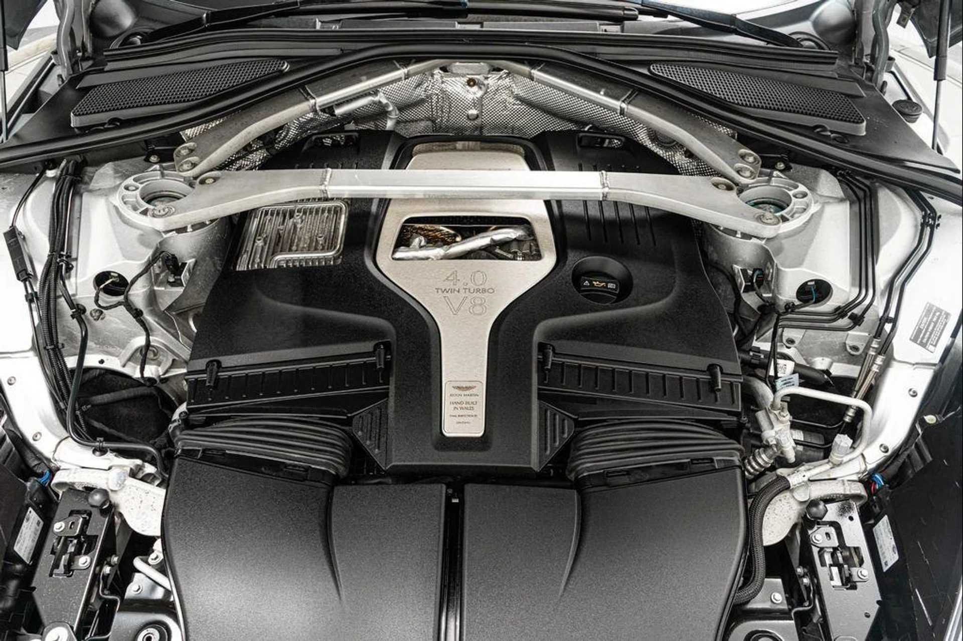 mph011_877624556_C_Rdxk_G_Fl_I_Fl_SF_m_U68k_La_Urs9_Fk_d33d8d1819