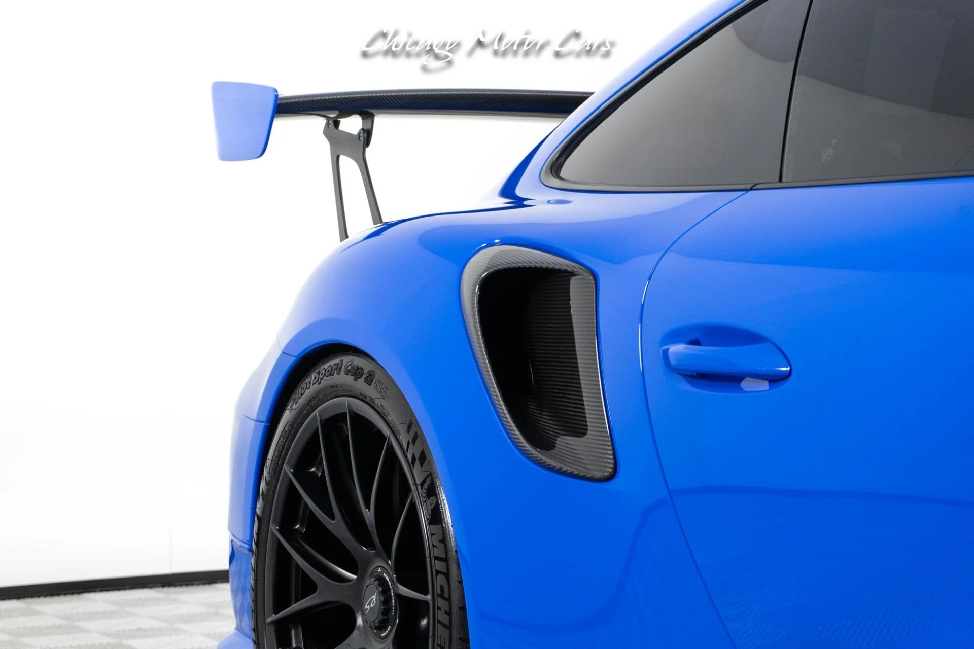 mph011_883516447_13481_p12_l_740ddf1f60