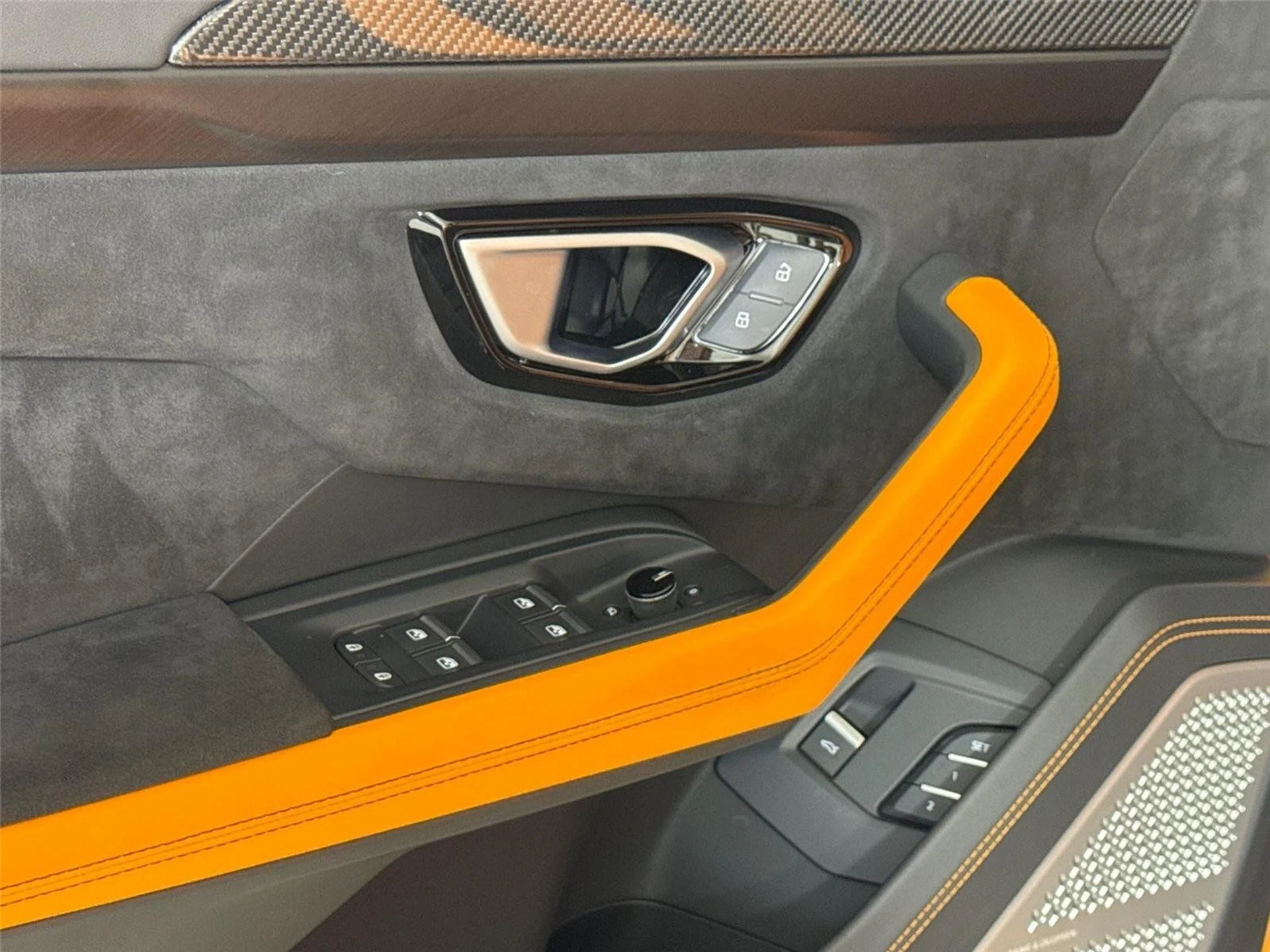 mph011_886455799_d3186f5f5d27a238d2ed720fac8807bf_2f04292130