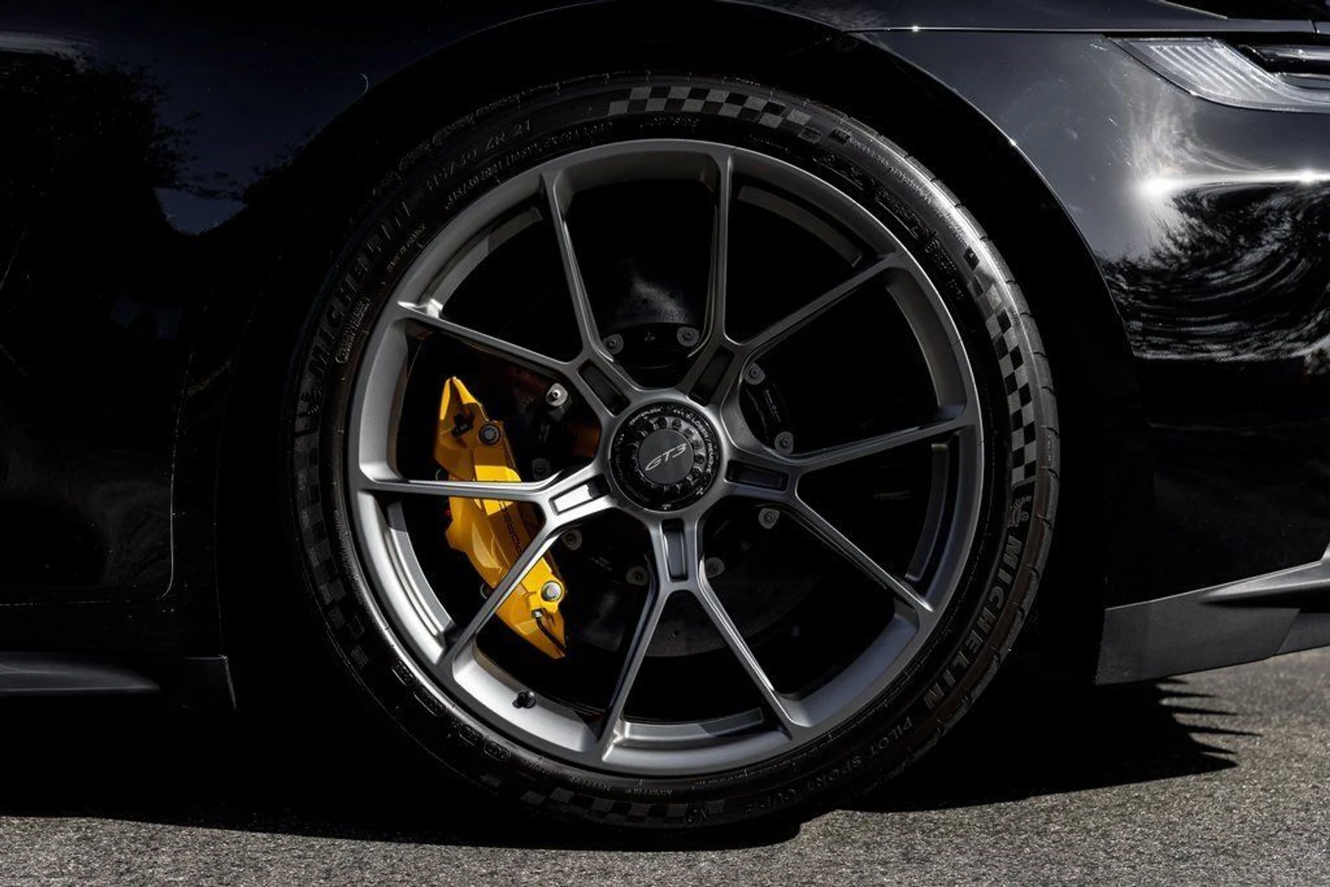 mph011_88748721_29aca5c08512698777b4b1e81d7062d7_0c5412063d