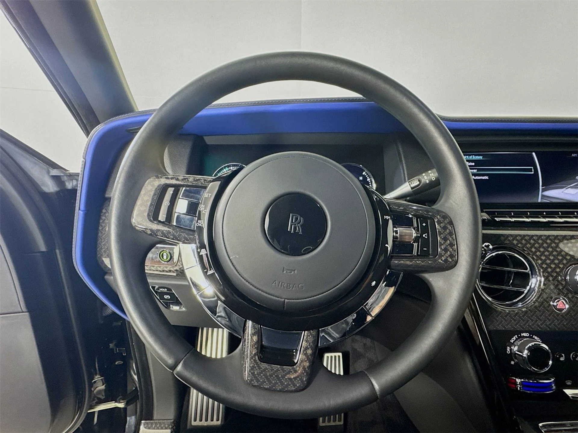 mph011_888316101_074ae901a9e20200bcbf38a573811163x_917bf96d99