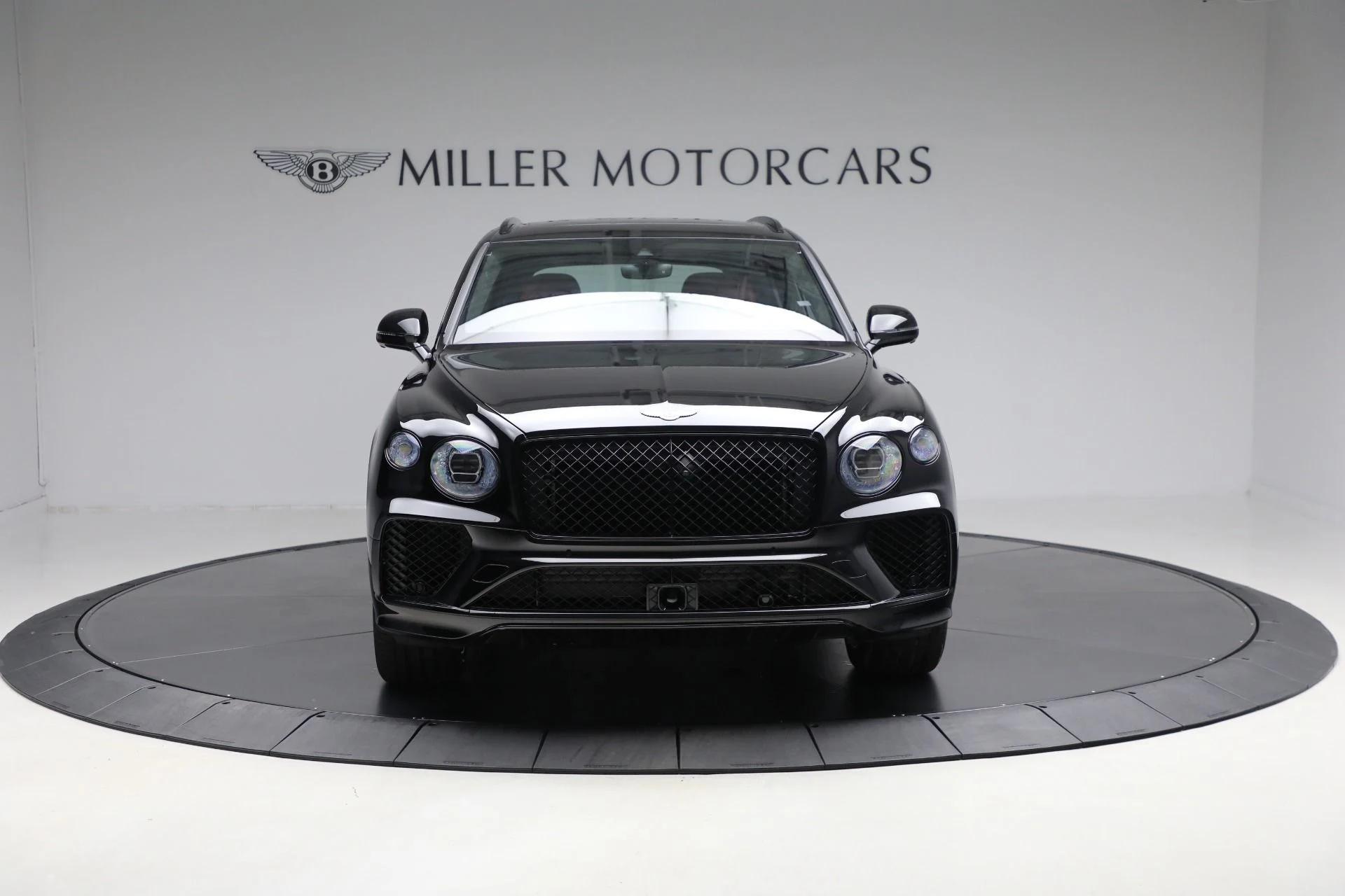 mph011_891139590_New_2025_Bentley_Bentayga_V8_539f5f10f5