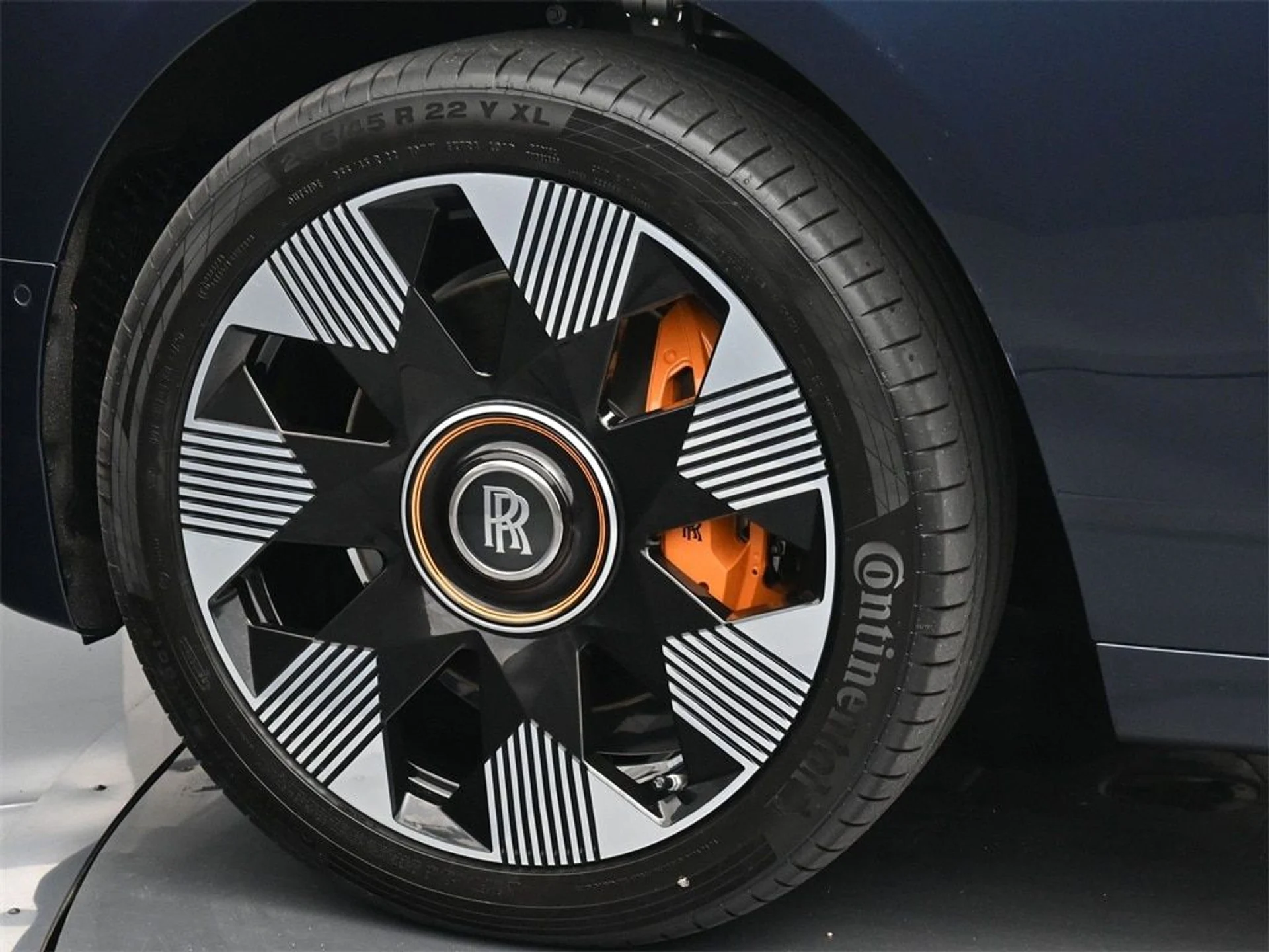 mph011_893688144_2e5b0f886707c1e48af37111142113a3x_fede3e04d6