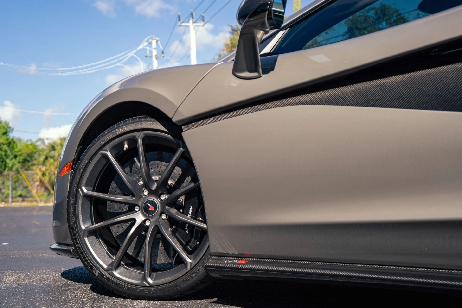 mph011_894011657_Used_2016_Mc_Laren_570_S_Full_Exterior_Carbon_Packs_1788045372_145619e93f