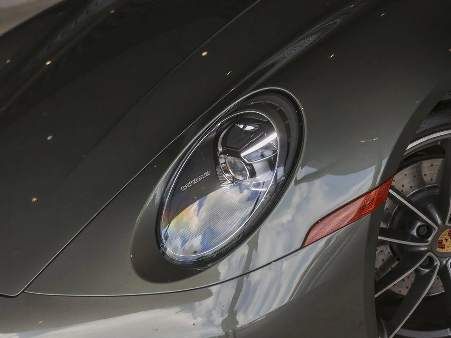 mph011_896274049_2_U9_Gz1z44e2_AH_Qk2s_FQ_2y_XQ_Mx_M_2e2a3b0ce4