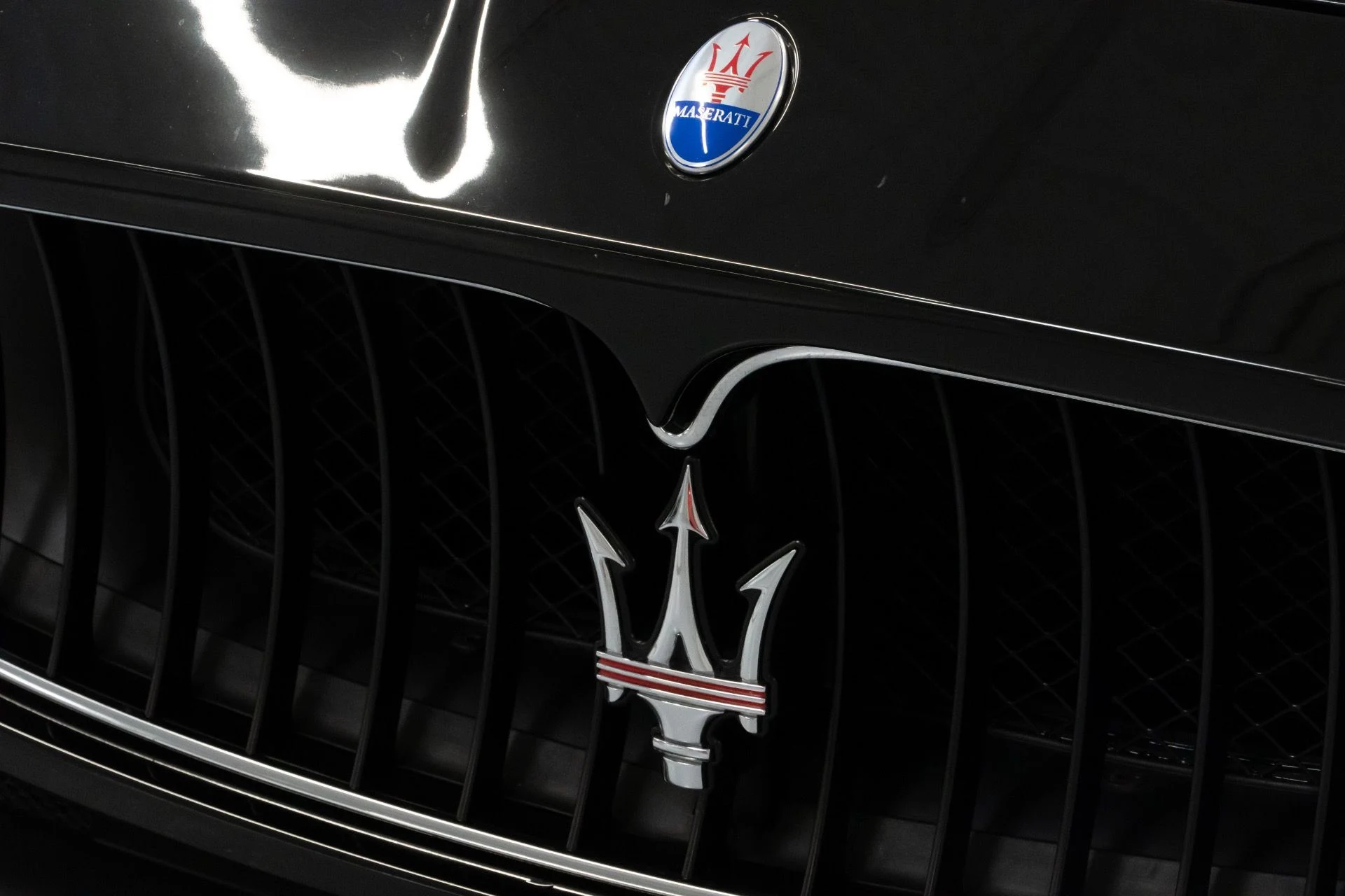 mph011_902957988_Used_2012_Maserati_Gran_Turismo_MC_1692739987_070944554f