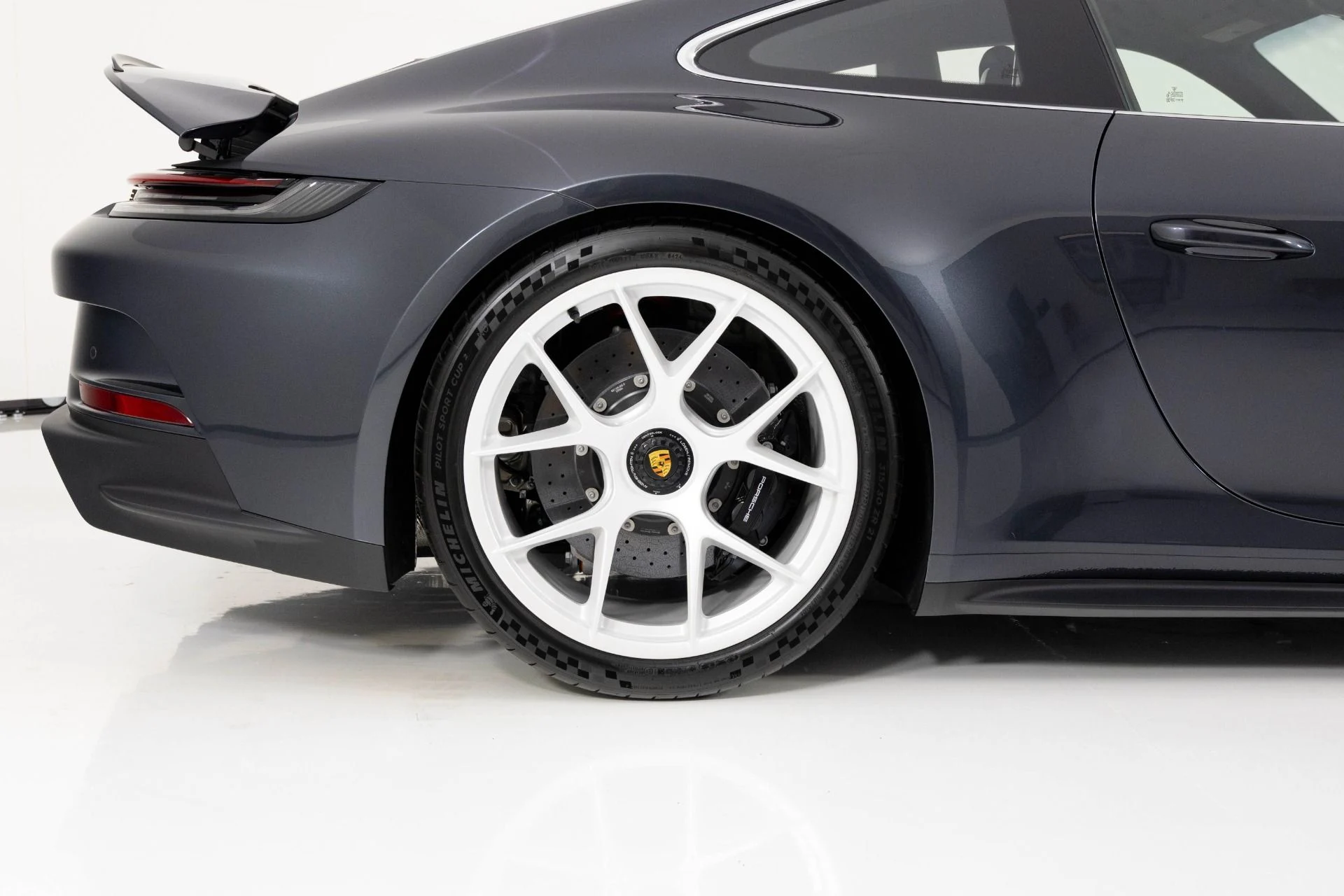 mph011_904043832_Used_2024_Porsche_911_ST_1761006449_5aca97679e