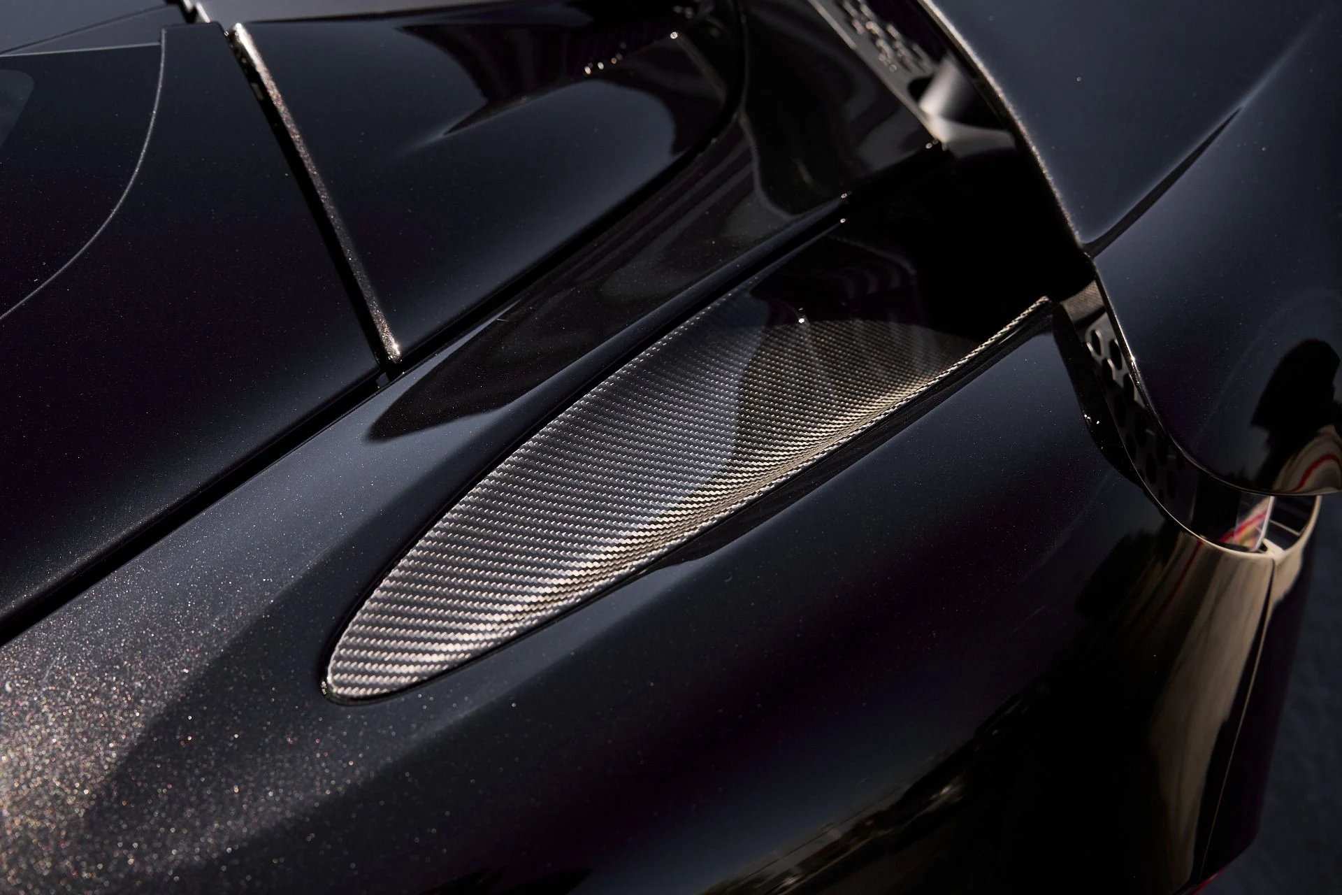 mph011_910380306_Used_2024_Mc_Laren_750_S_Spider_1762034322_a02477a9e0