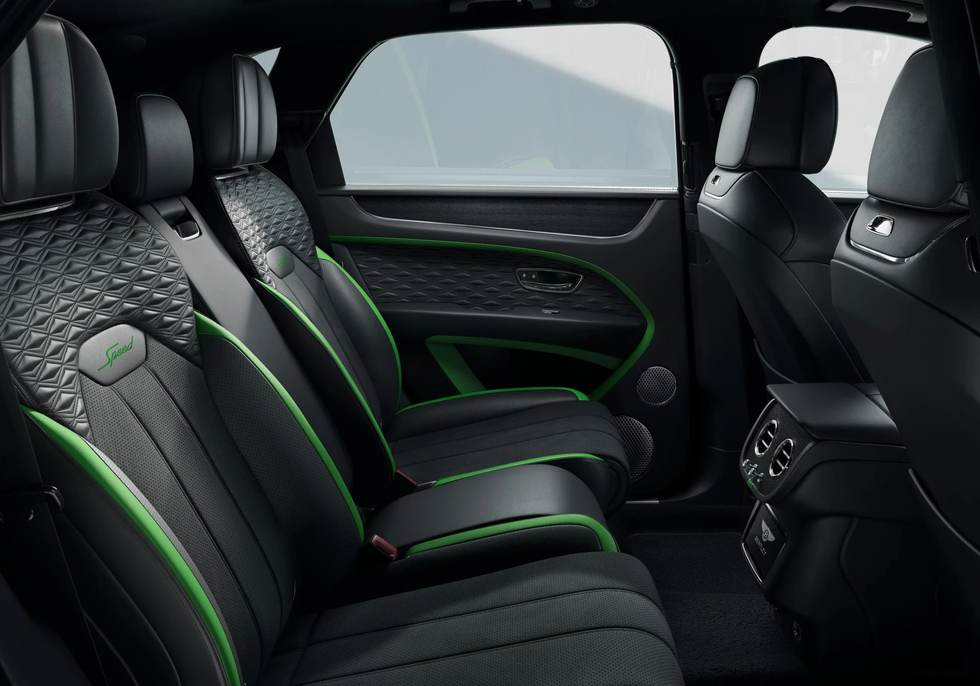 mph011_912434553_New_2026_BENTLEY_BENTAYGA_SPEED_8df8fd60e5