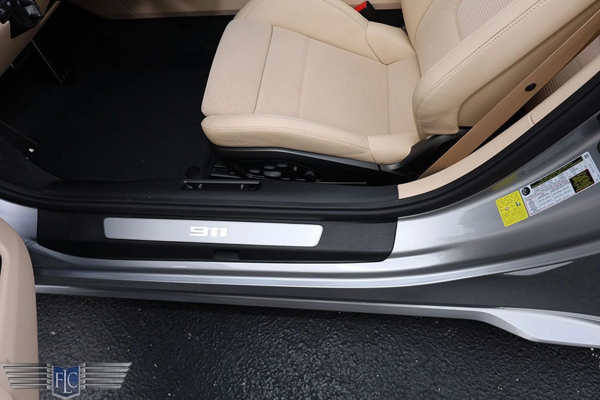 mph011_916836613_used_2024_porsche_911_turboscabriolet_6305_22389429_12_1024_34f2bf6096
