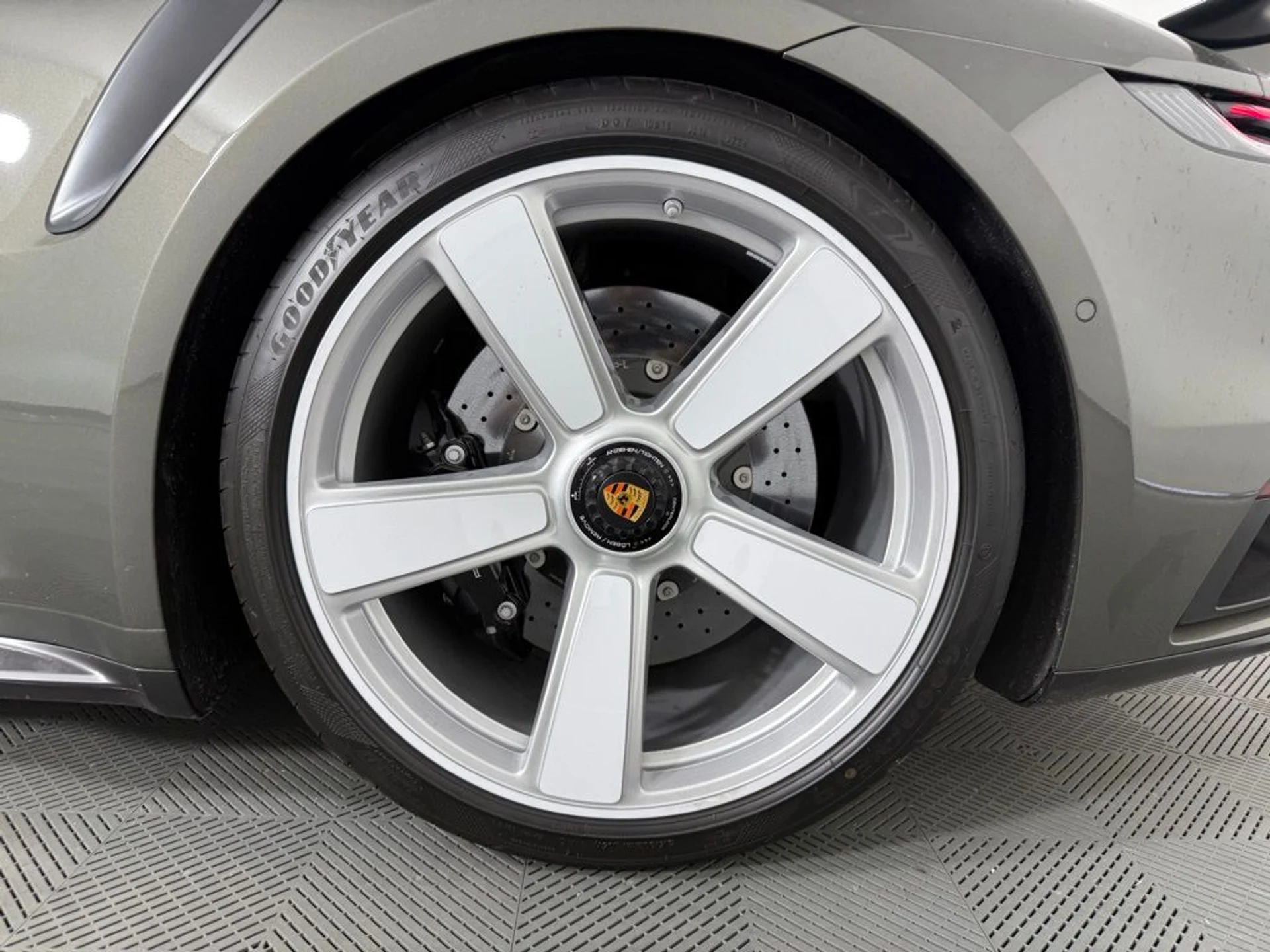 mph011_922549381_e12fca33e71e3b2c26380b84df0285c0x_6d30ddc49d
