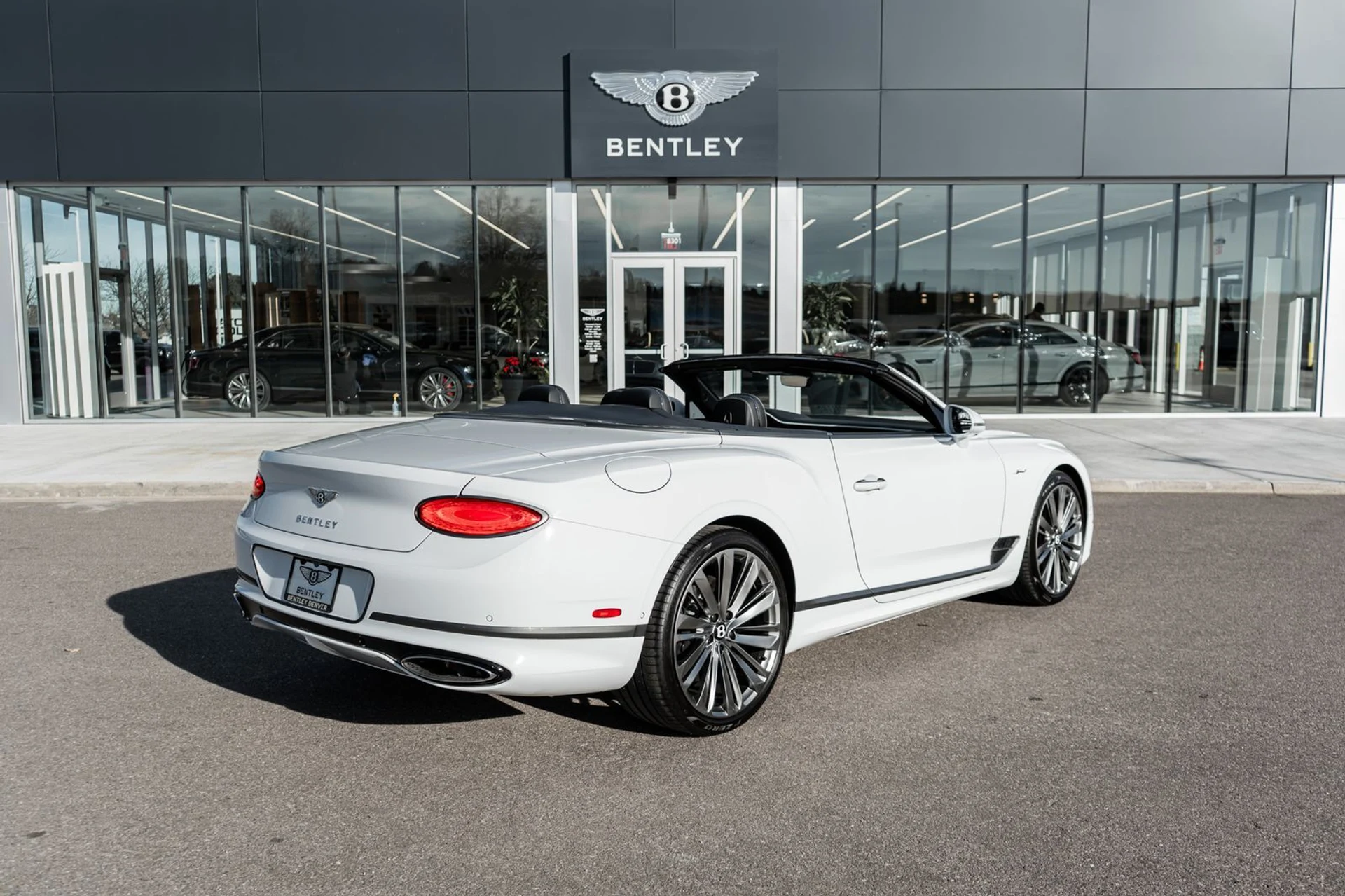 mph011_925291162_72091a3f_da46_47cf_ba54_4ca263ad9d05_d251356f63