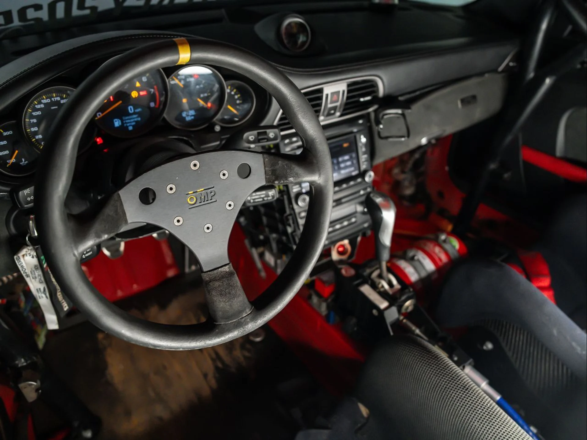 mph011_92627030_ecbdda16bb86068e543bdec04b1f01bb_884e3e7949