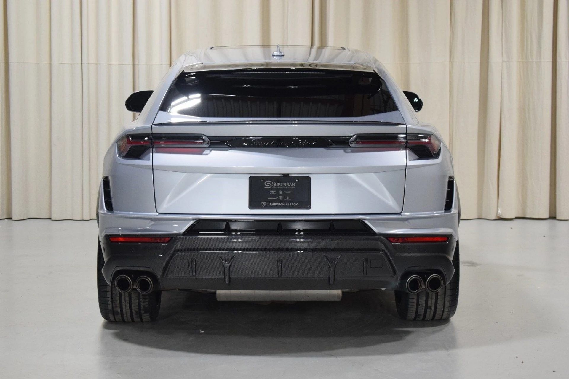 mph011_92660547_16da4eee855752a7c4b3eeb66abd334dx_5253e97f53