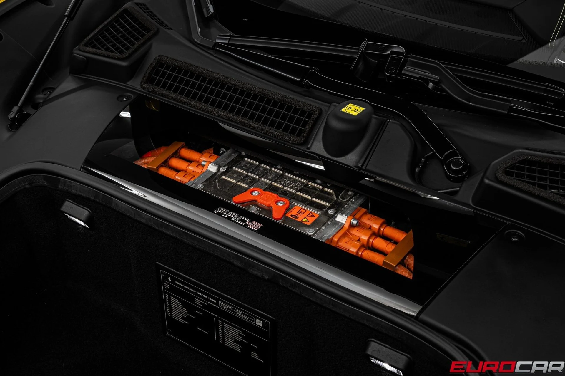 mph011_92759020_image_12_16458a6c26